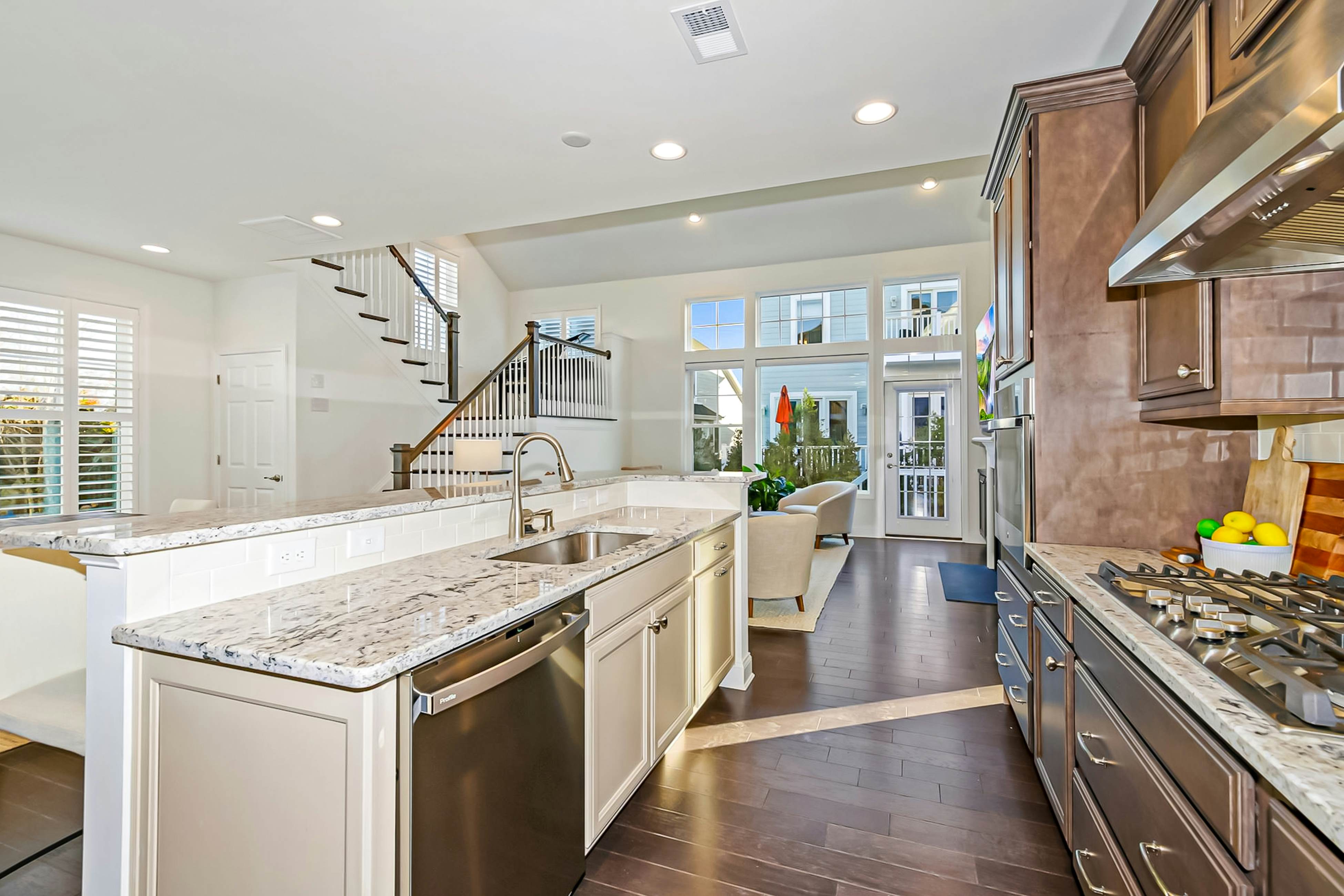 The Peninsula - 24647 Navigators Walk