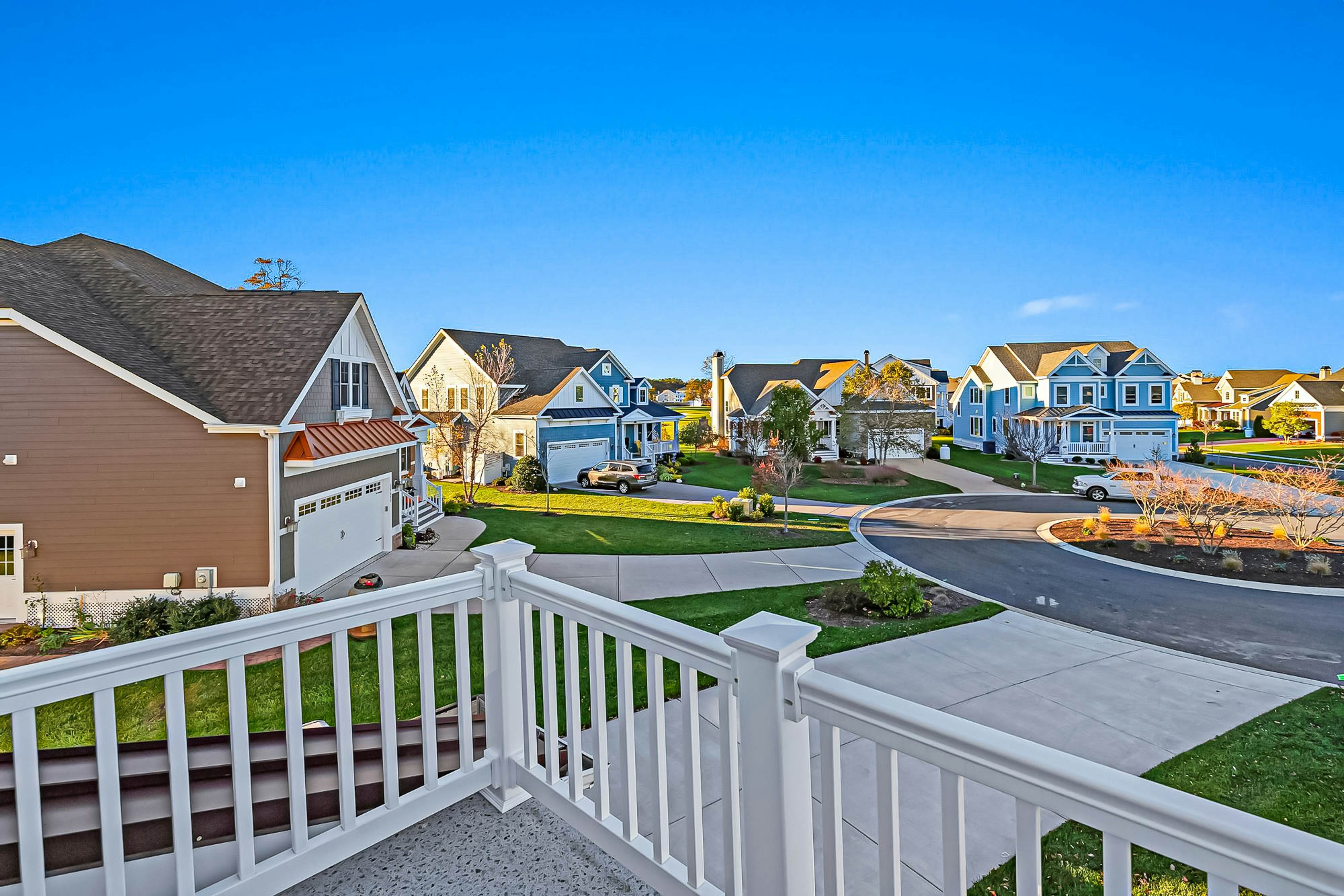 The Peninsula - 24647 Navigators Walk