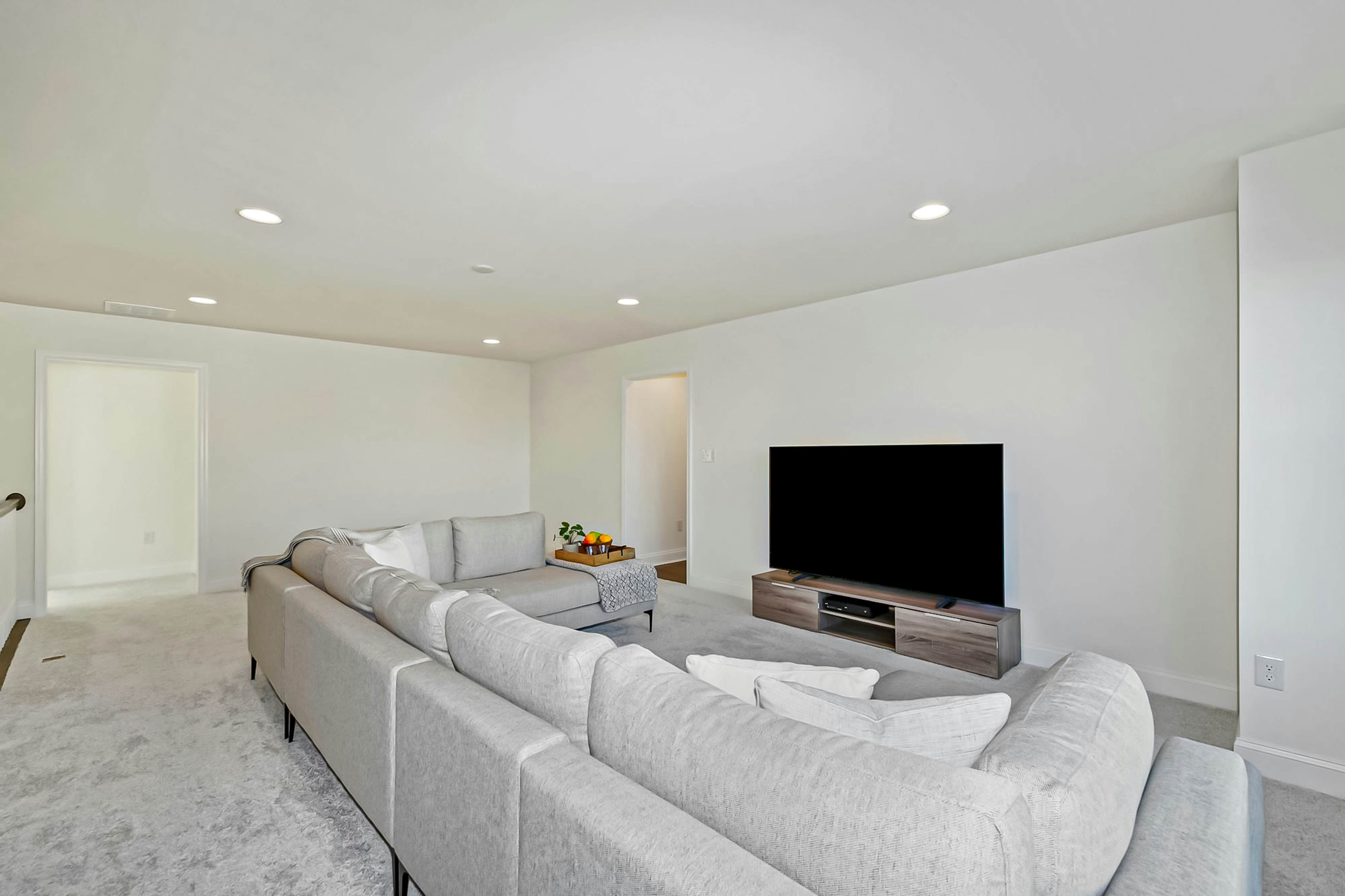 The Peninsula - 24647 Navigators Walk