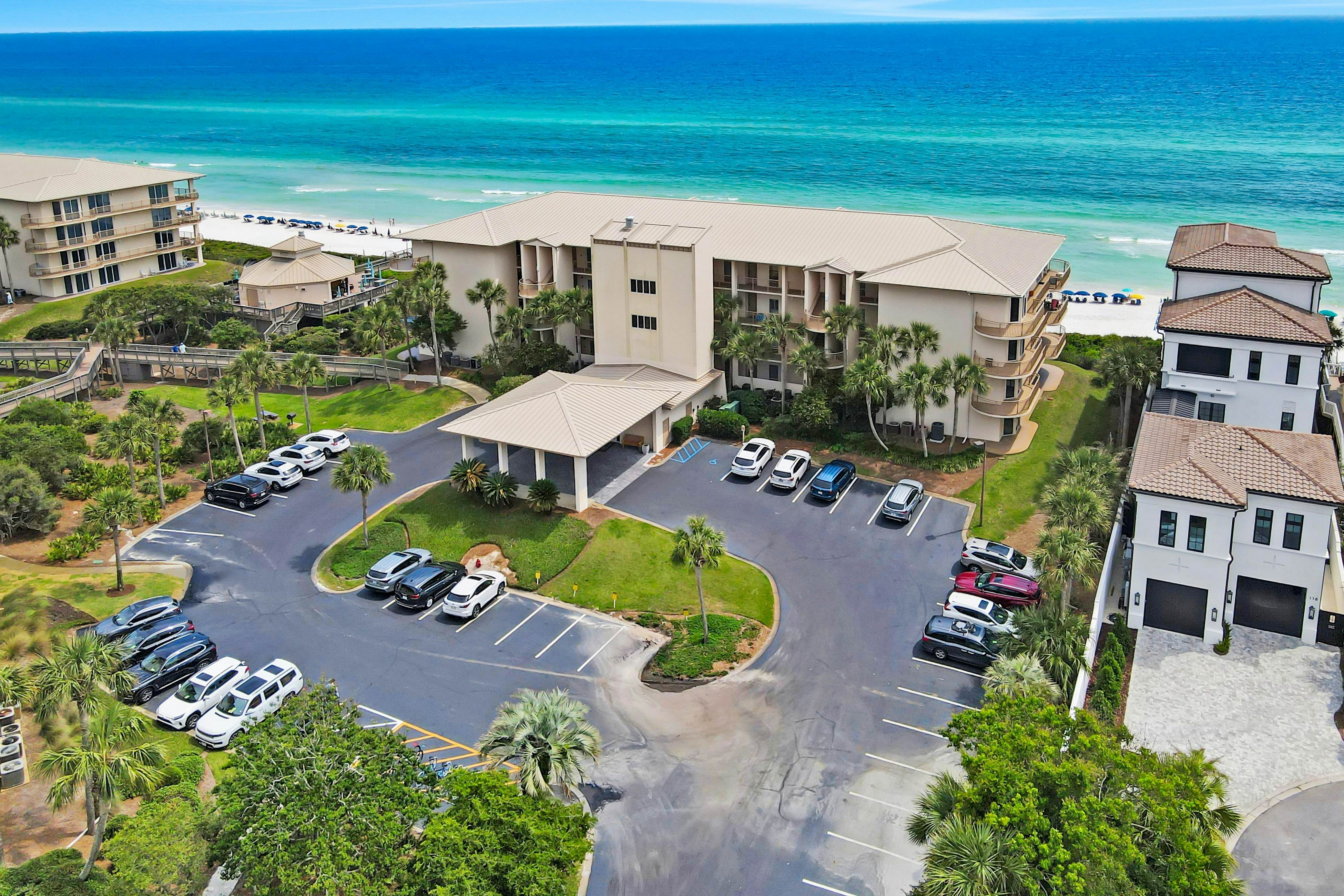 High Pointe W25 - Gulf Front Condo