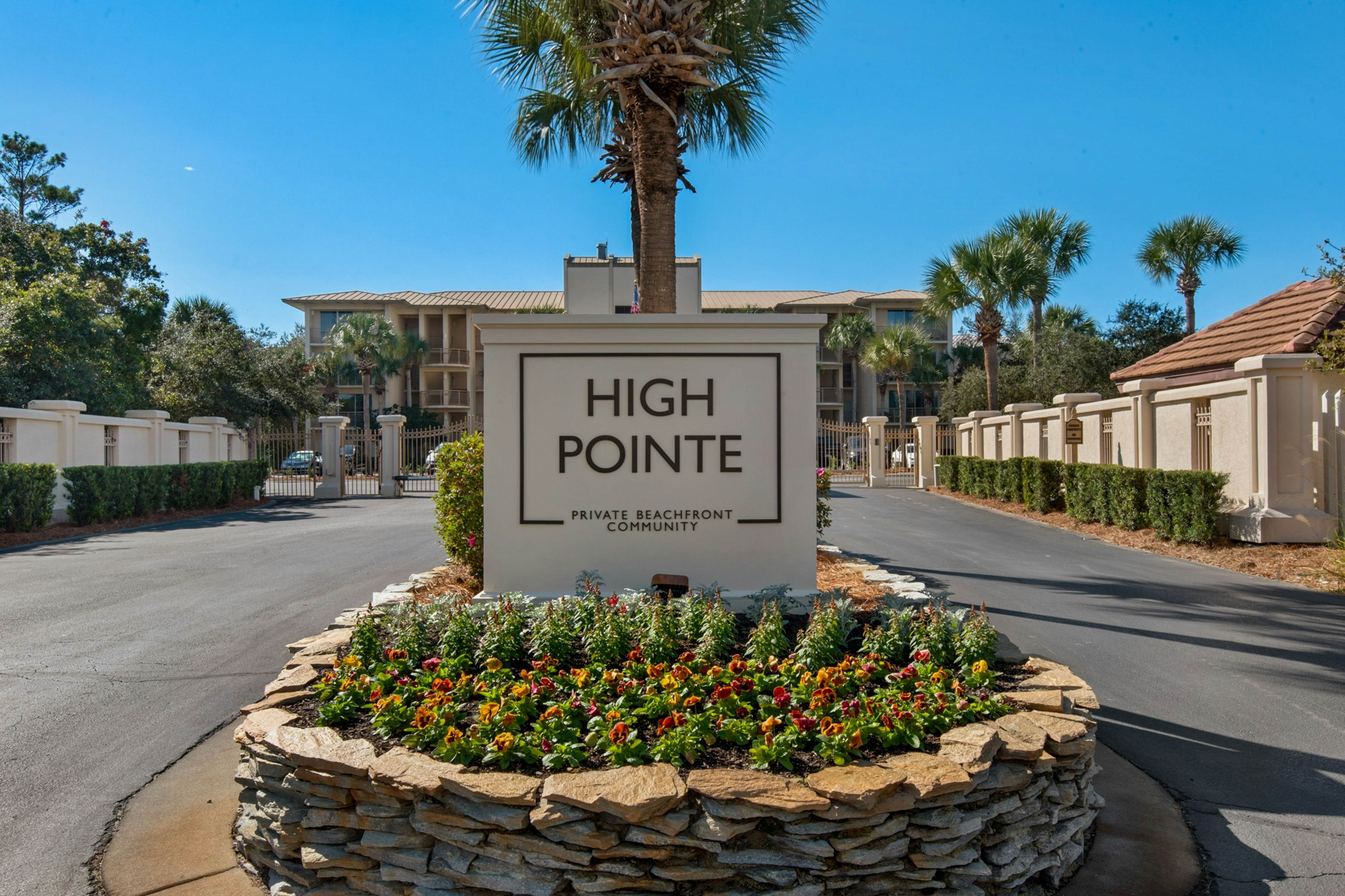 High Pointe E25 - Gulf Front Condo