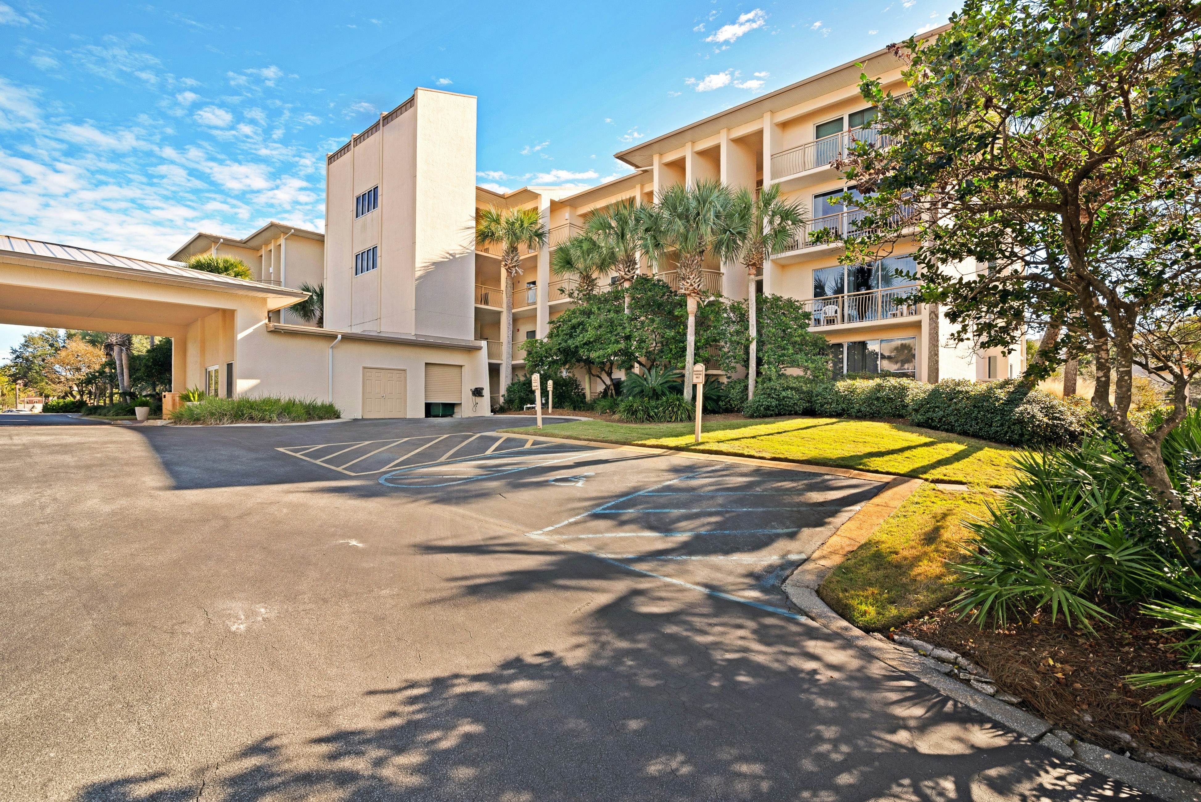 High Pointe E25 - Gulf Front Condo