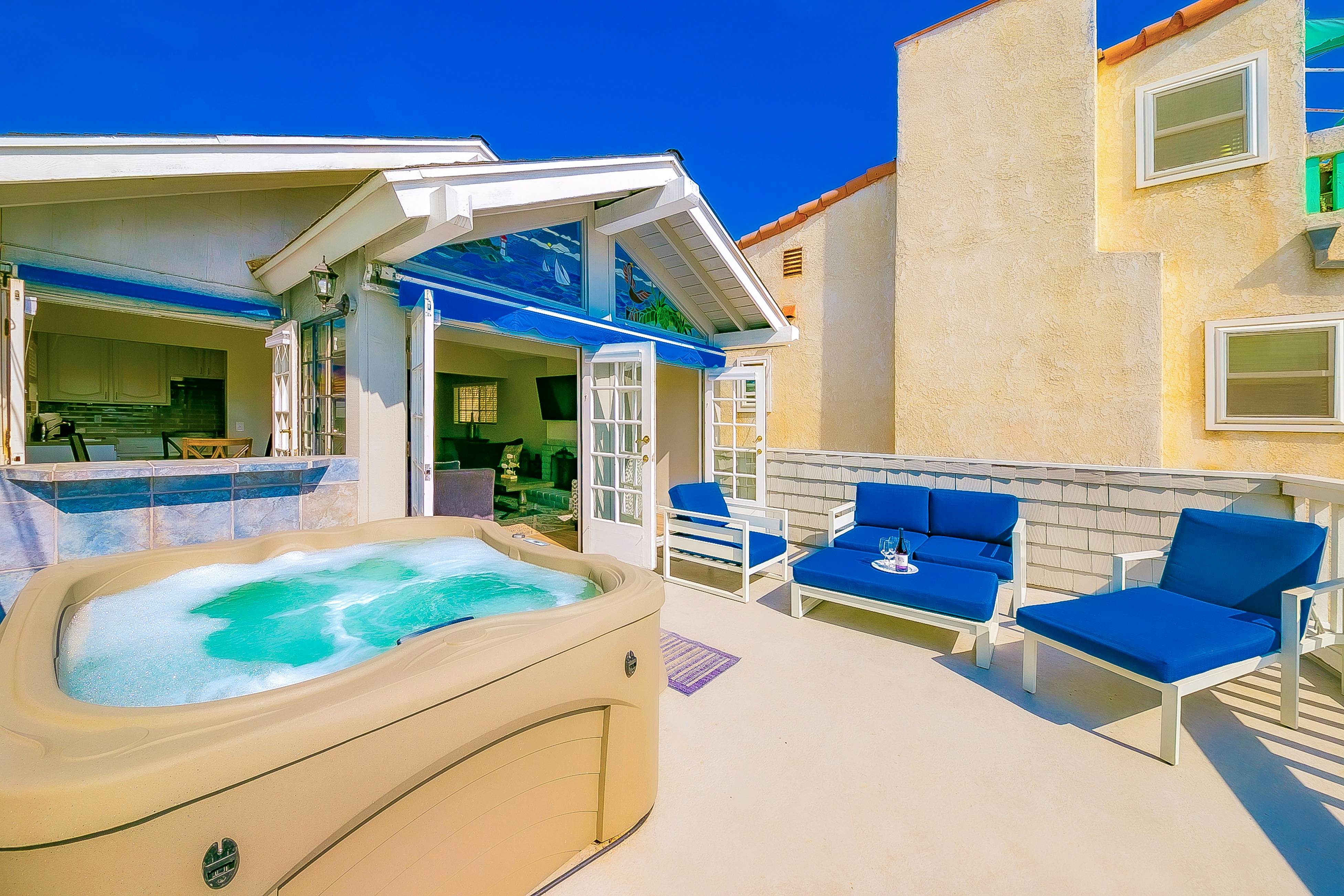 Perfect Newport Beach Location With Balcony Spa II