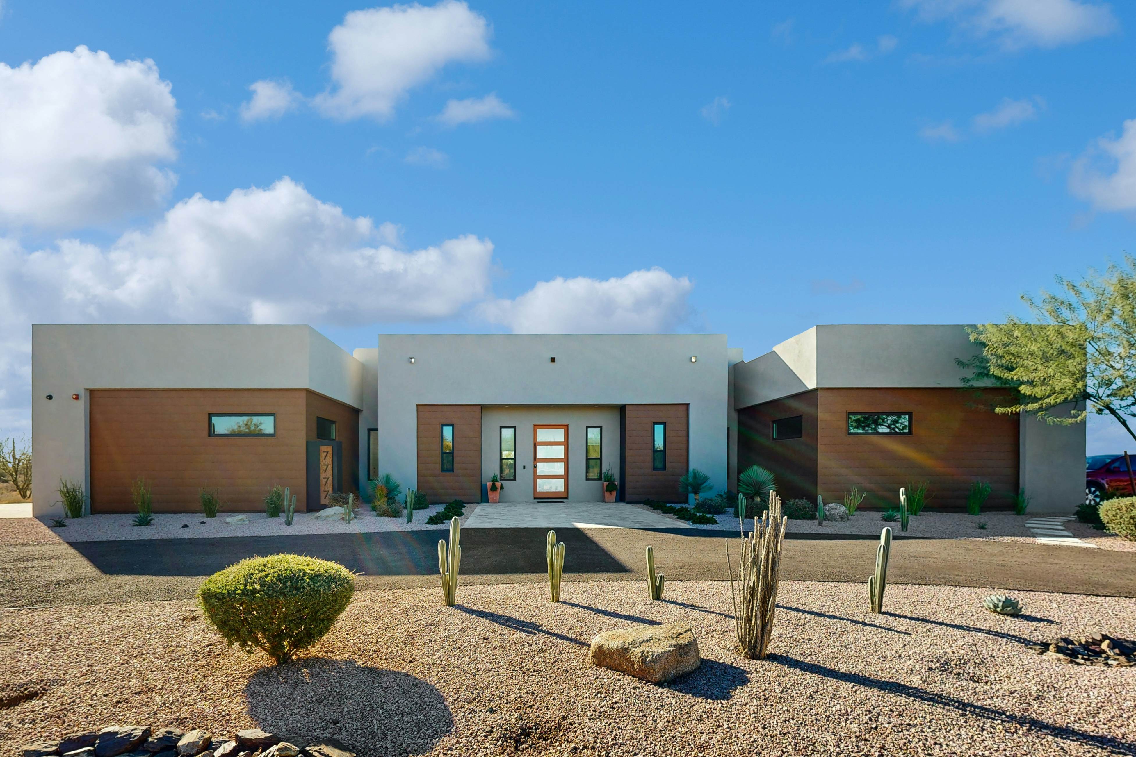 Sonoran Sunsets, a 3-Suite Retreat