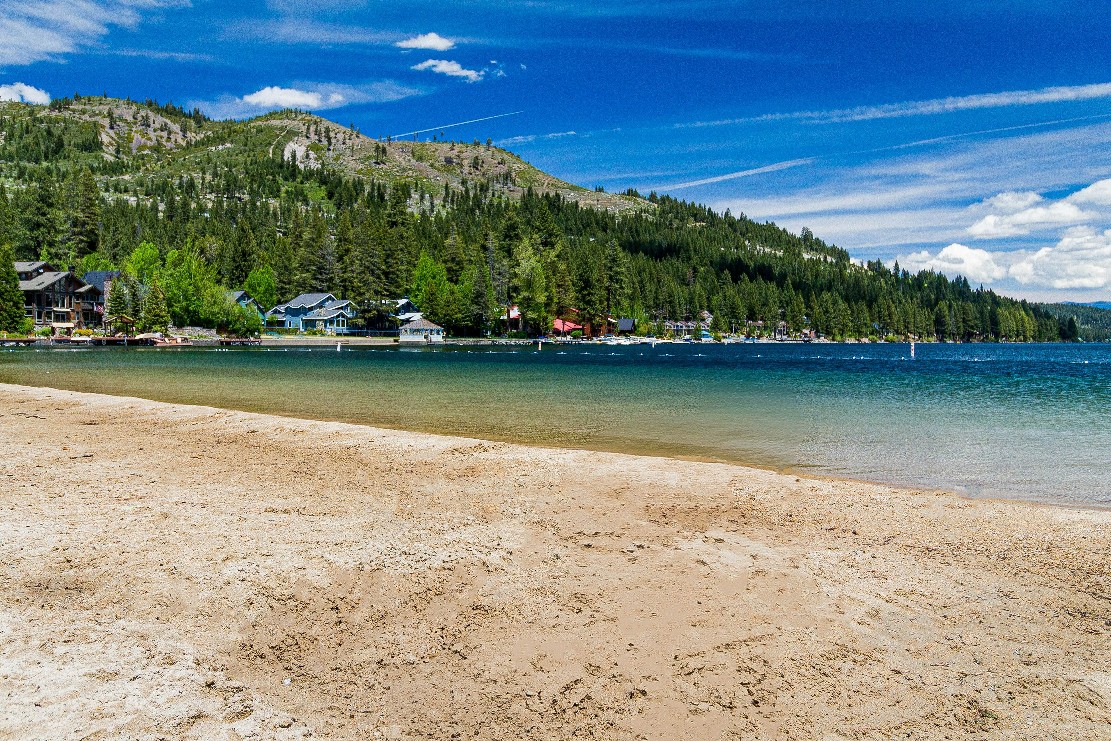 Donner Lakefront Retreat