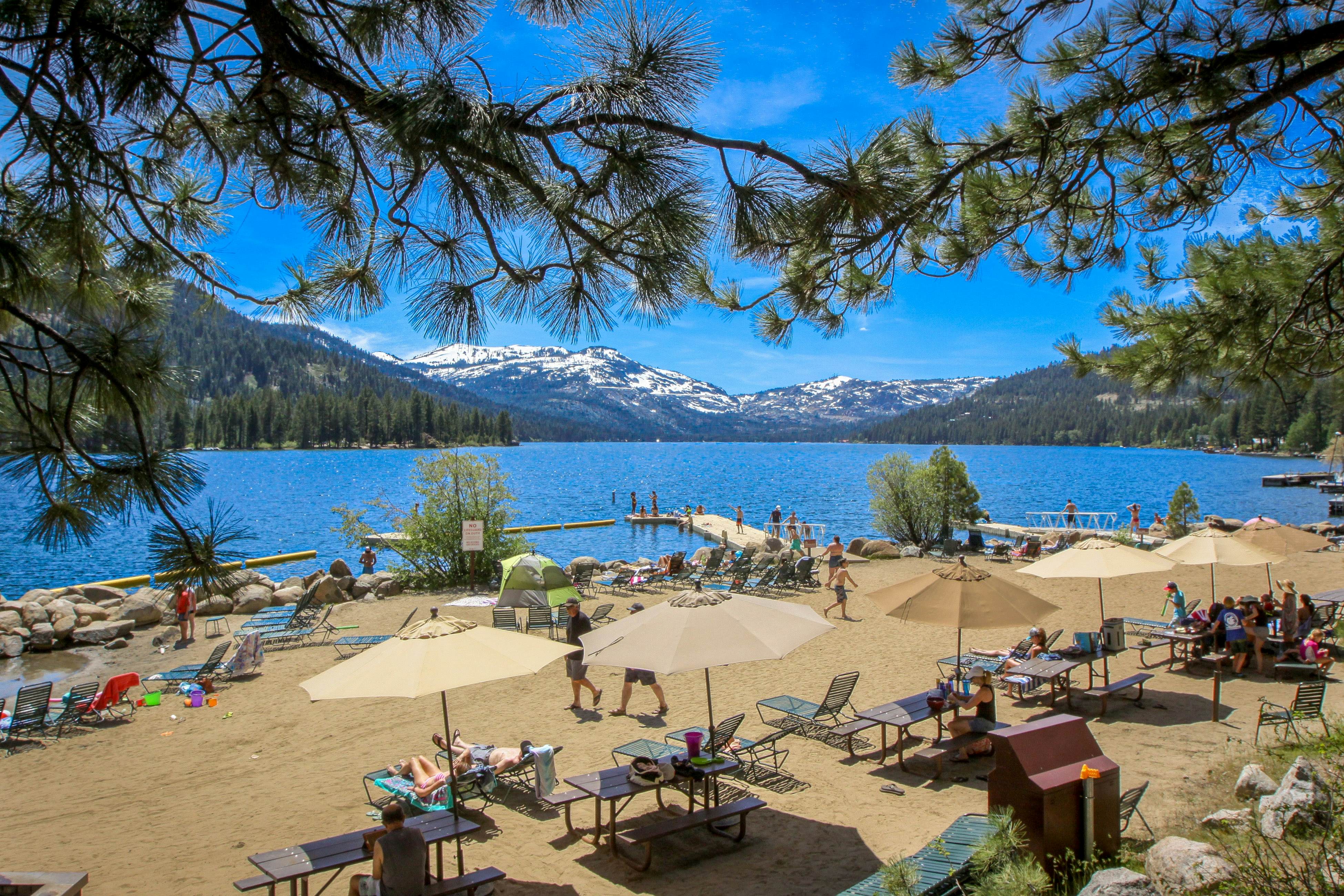 Donner Lakefront Retreat