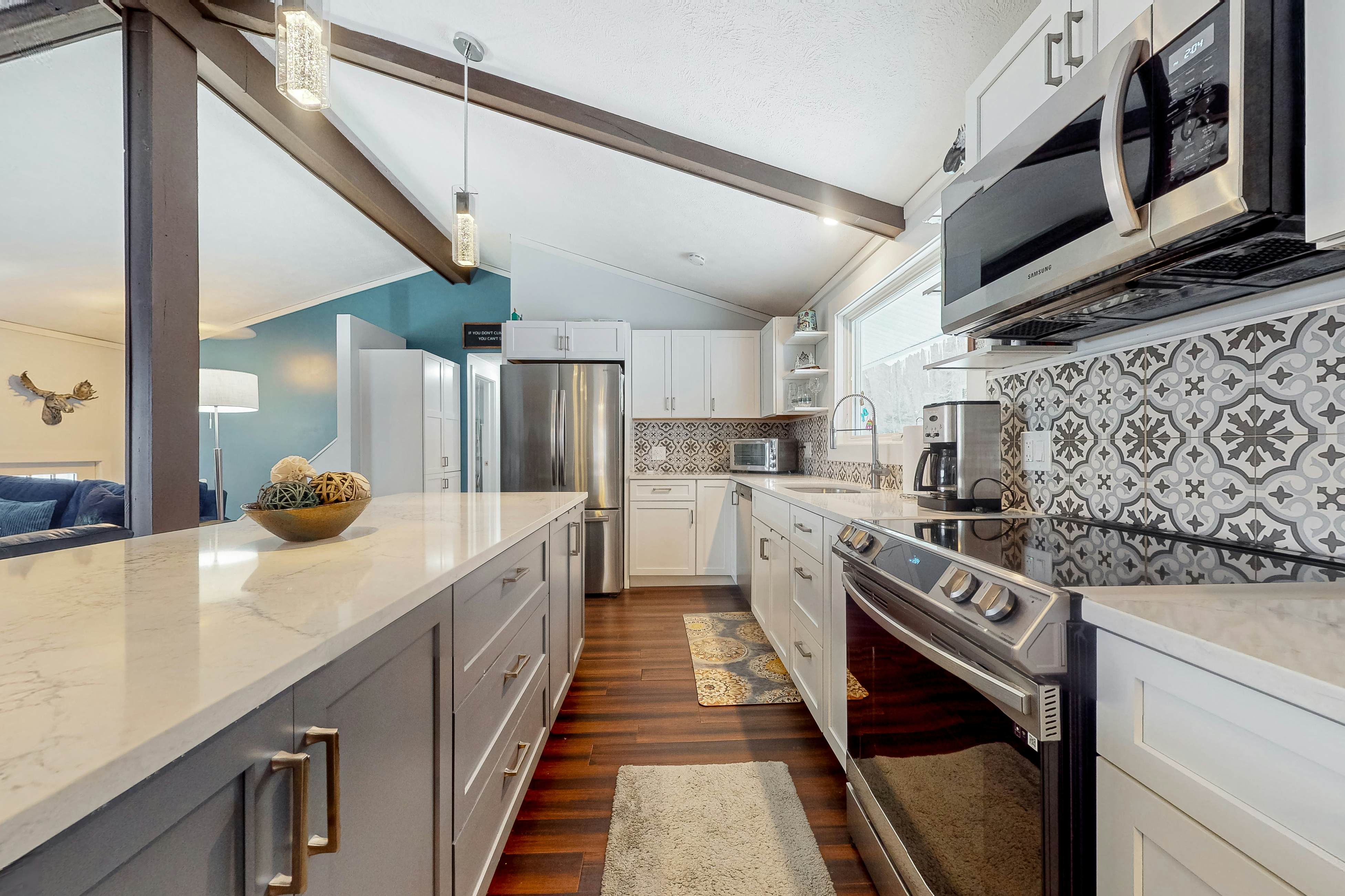 Trailhead Resting Spot