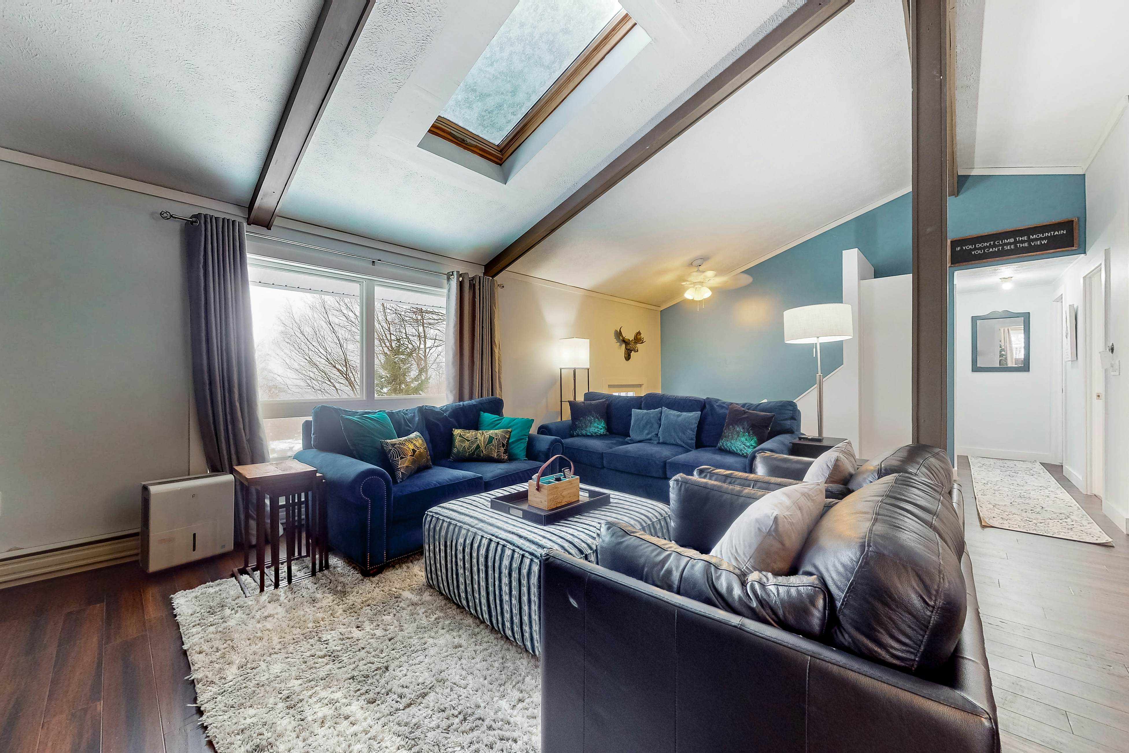 Trailhead Resting Spot