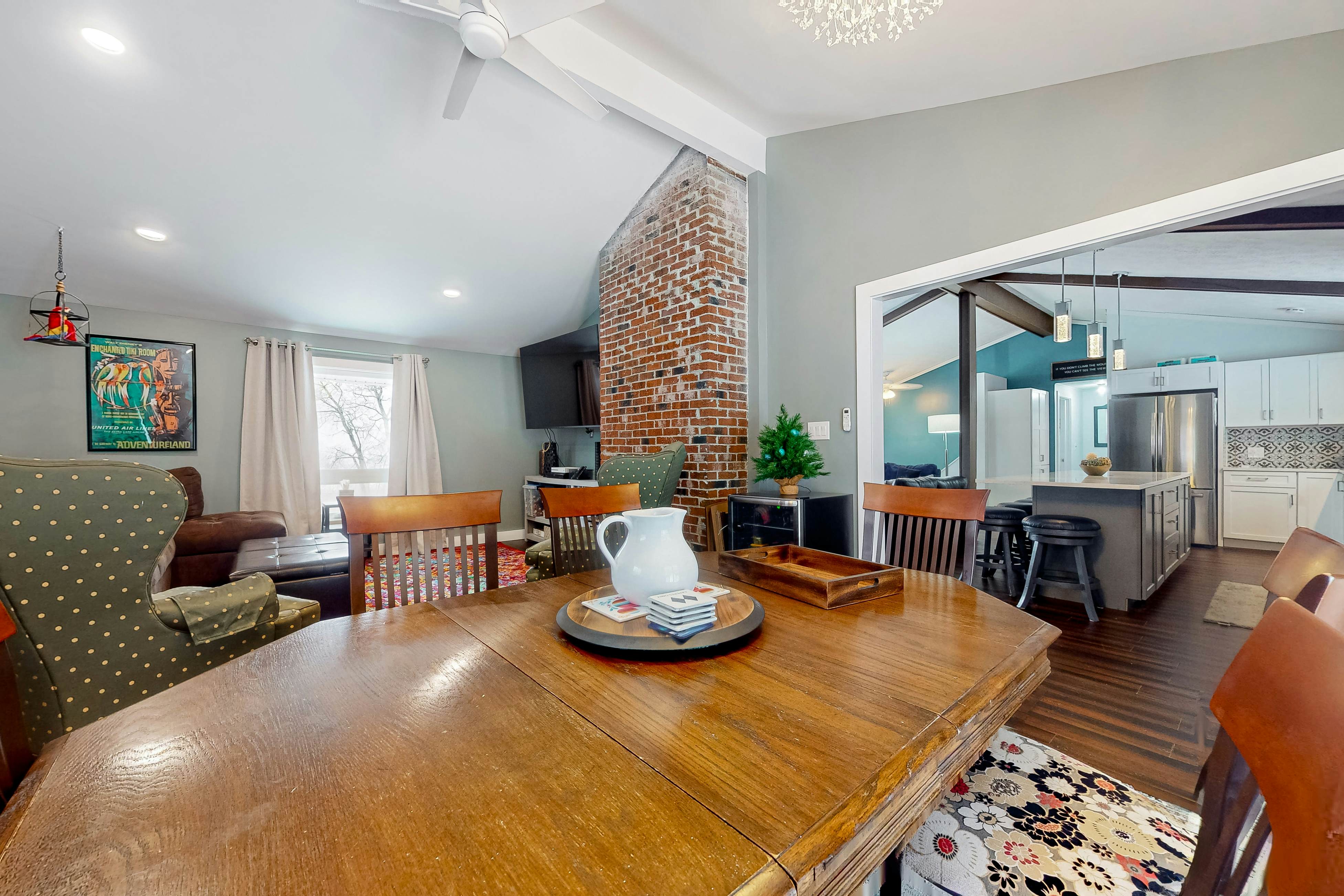 Trailhead Resting Spot