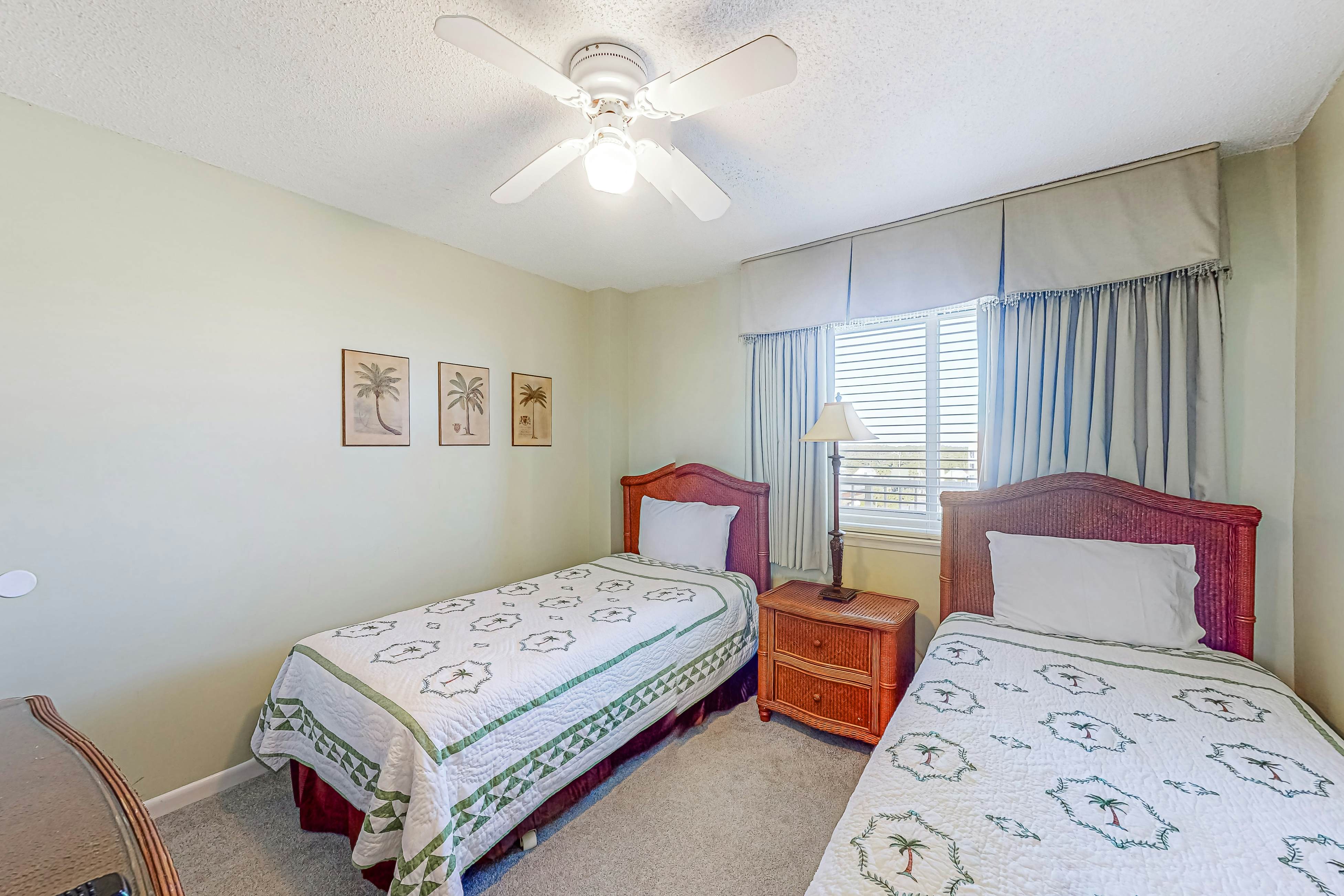 Driftwood Towers #5B