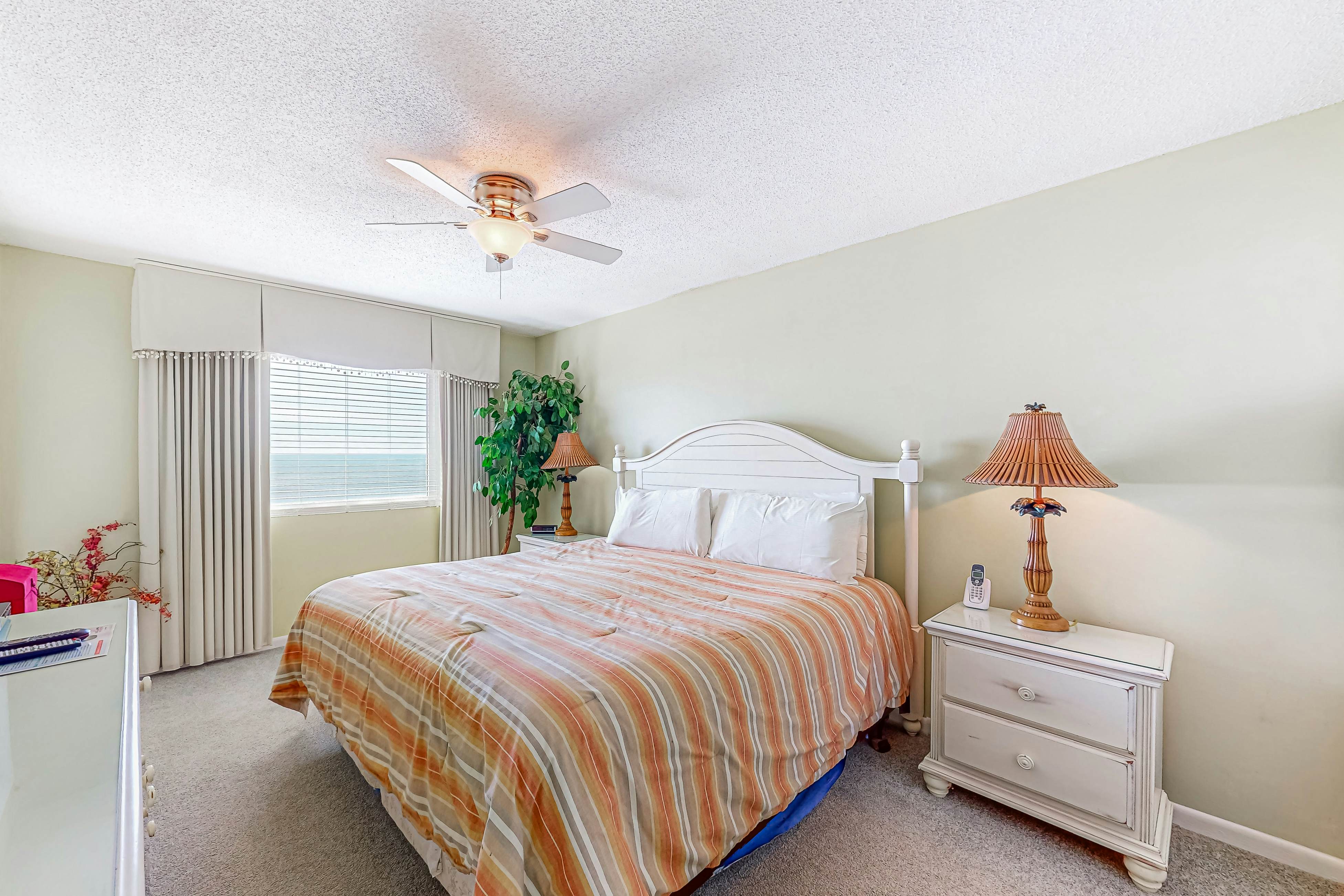 Driftwood Towers #5B