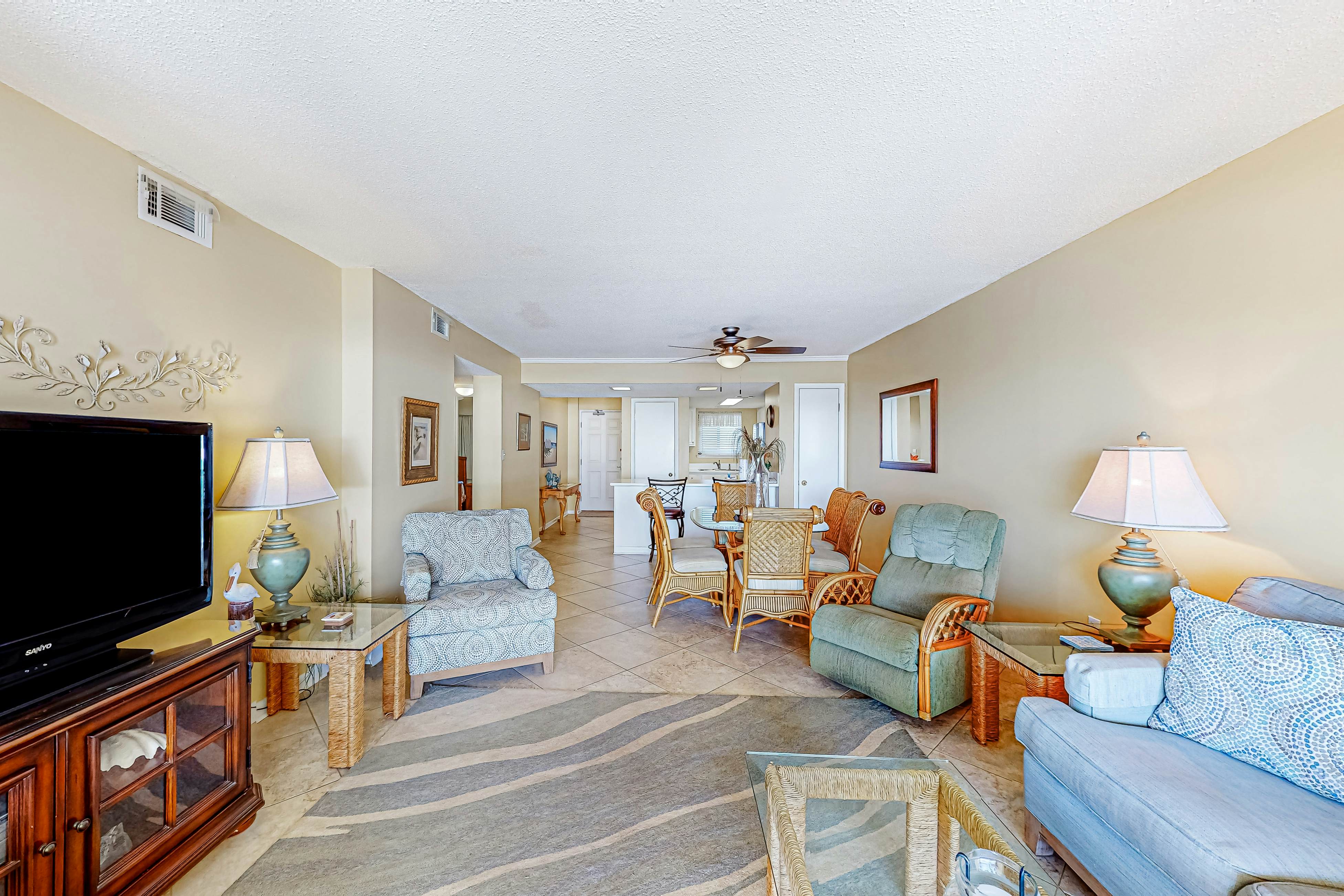 Driftwood Towers #5B