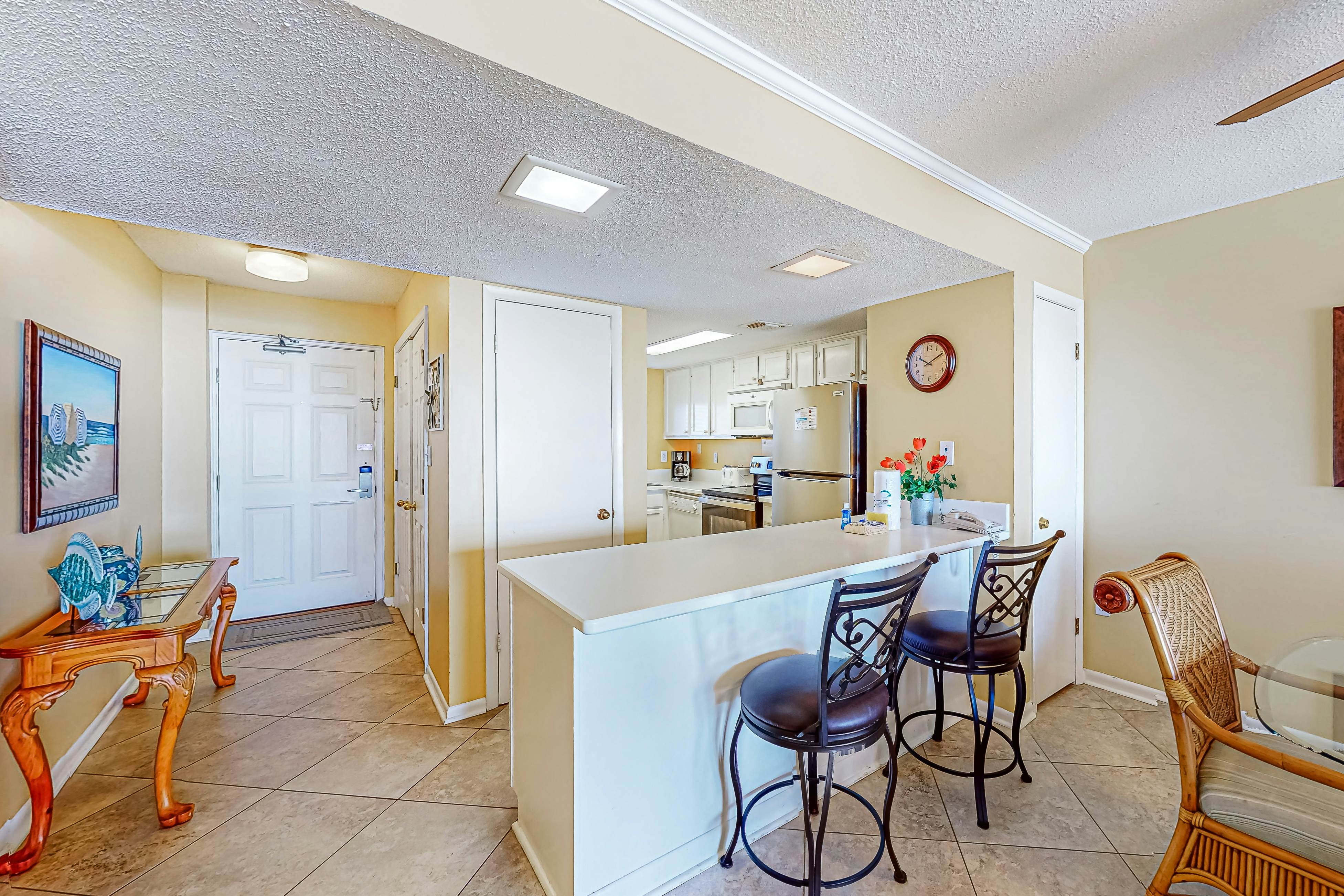 Driftwood Towers #5B