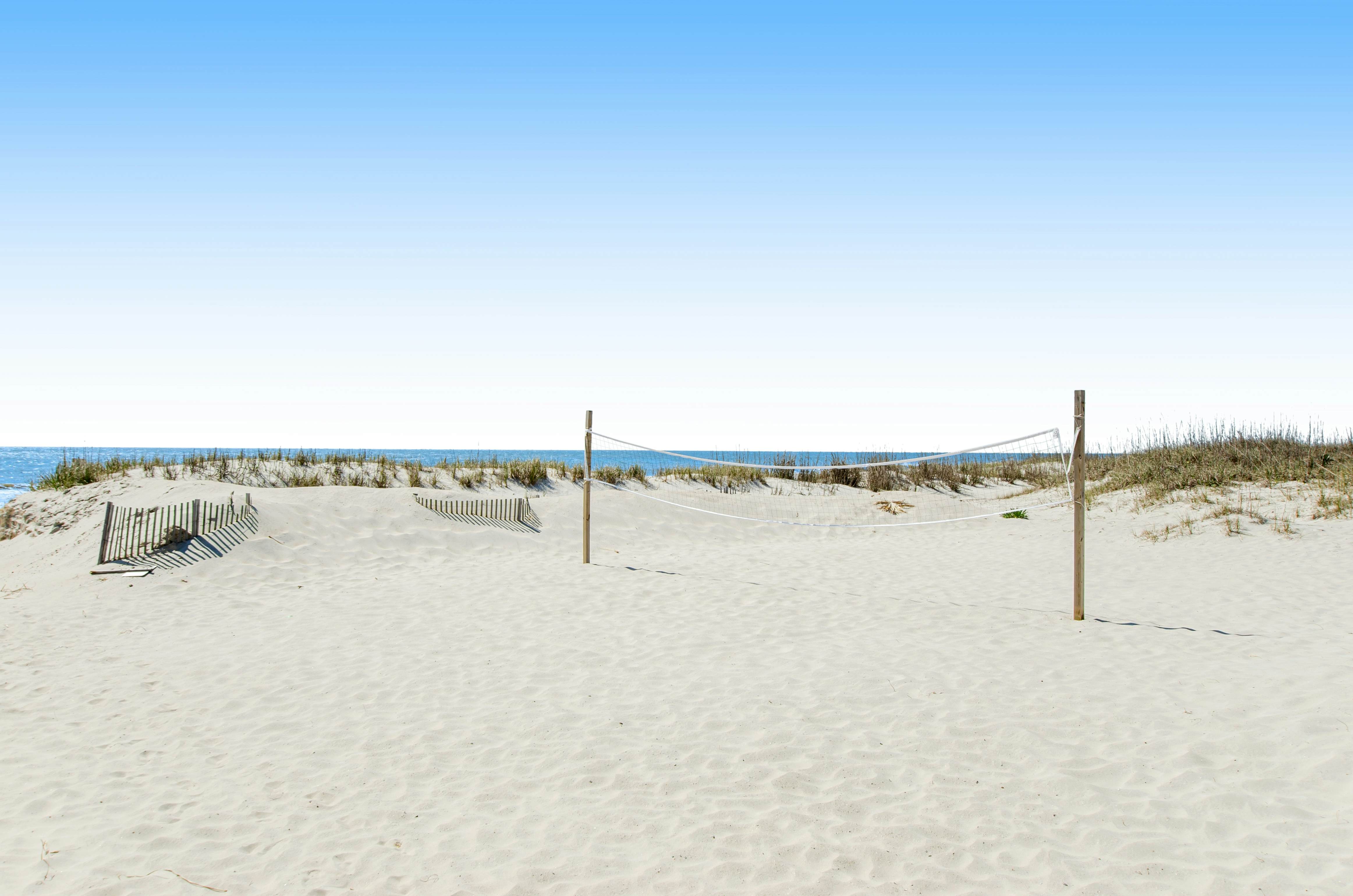 HH Beach & Tennis C12