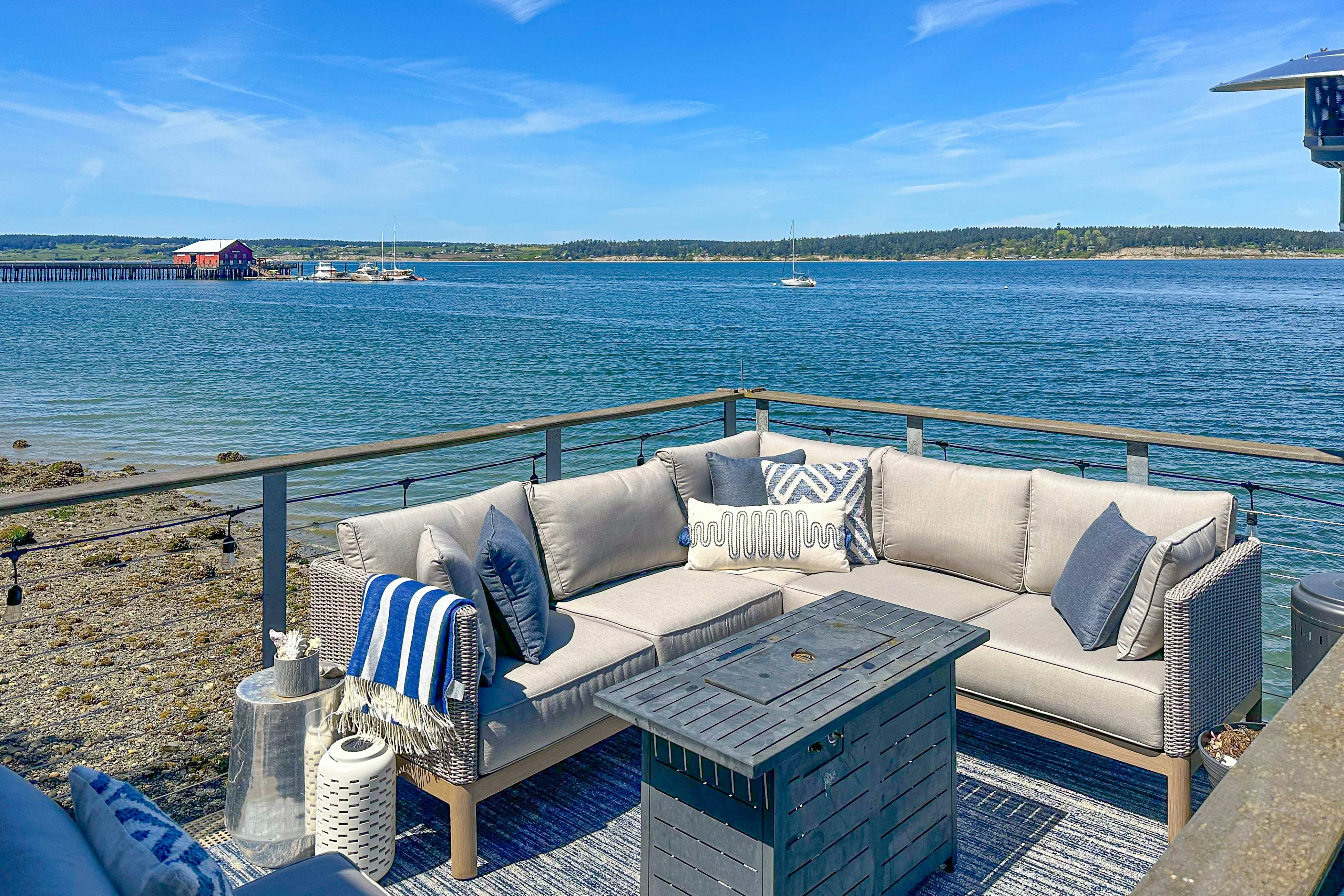 Heron House on the Cove