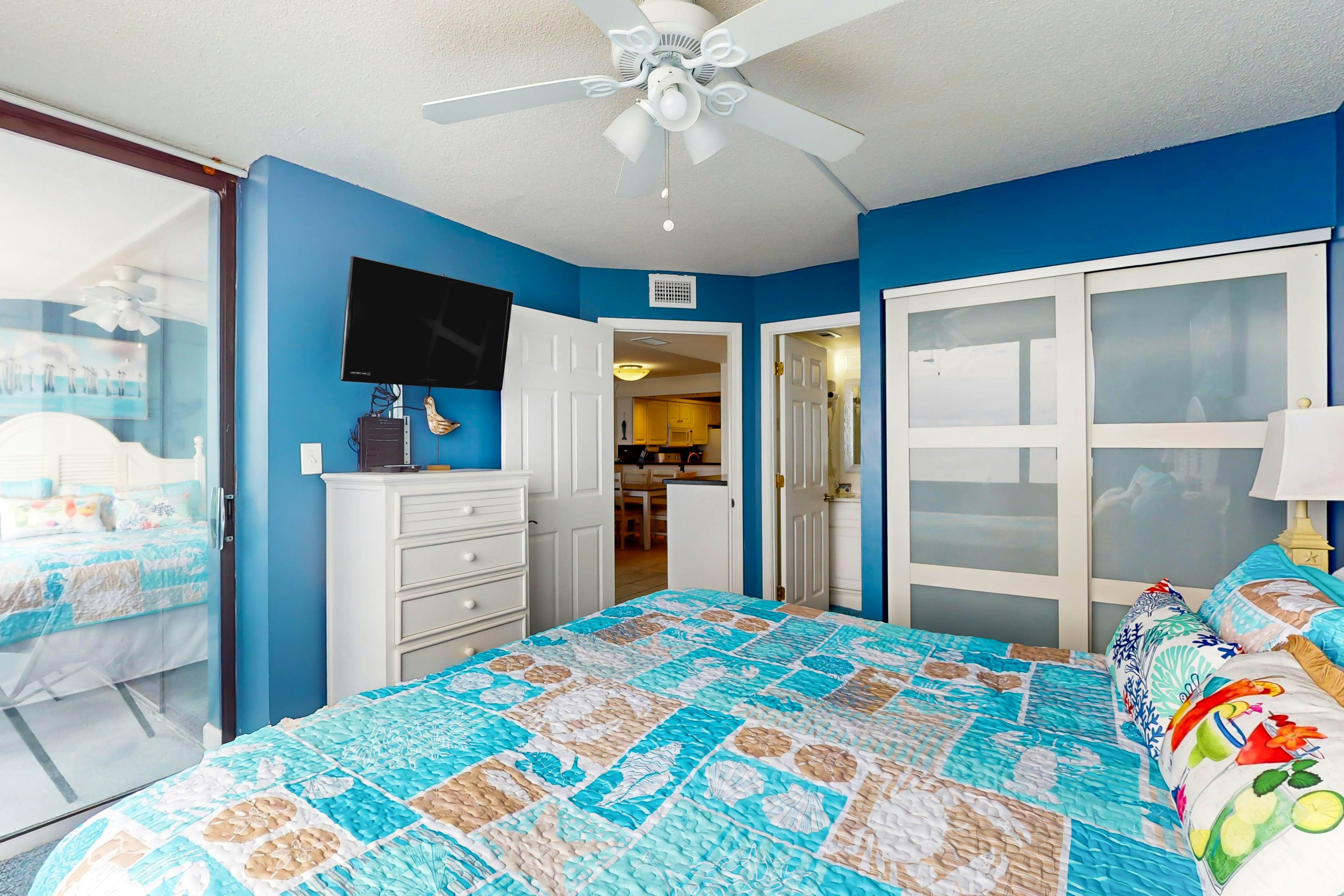 Sands Beach Club 524 The Chill Pill 