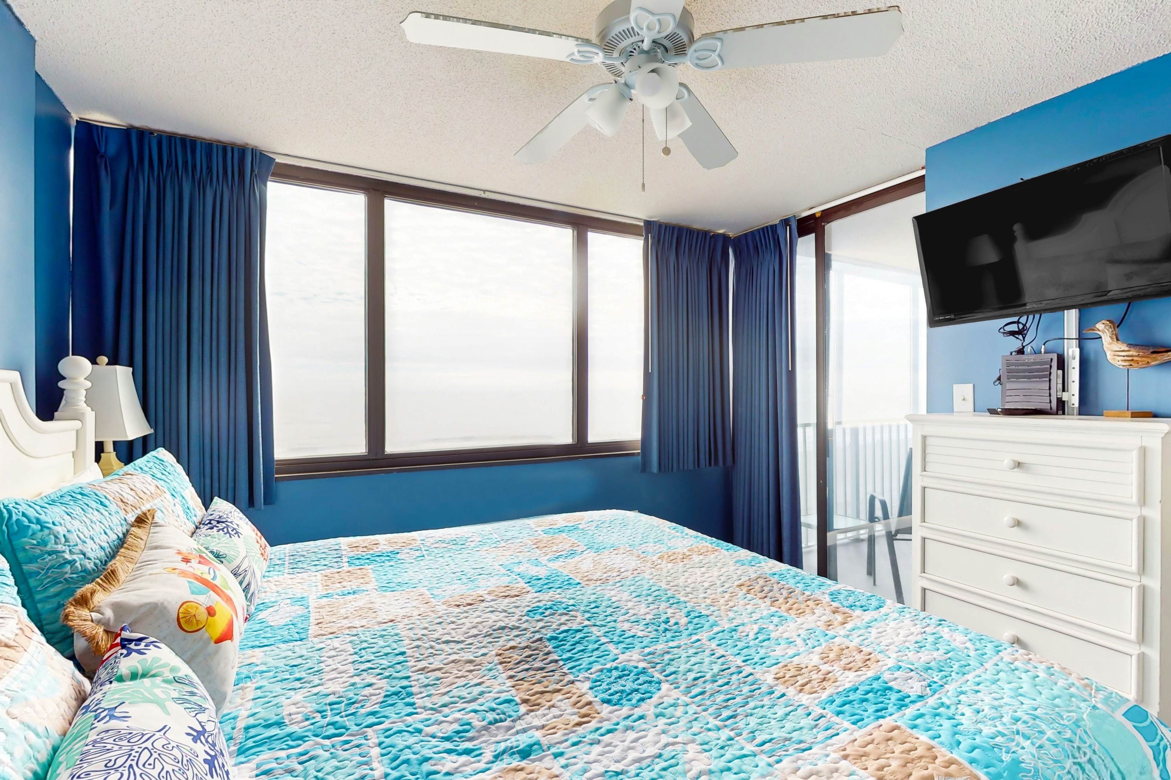 Sands Beach Club 524 The Chill Pill 