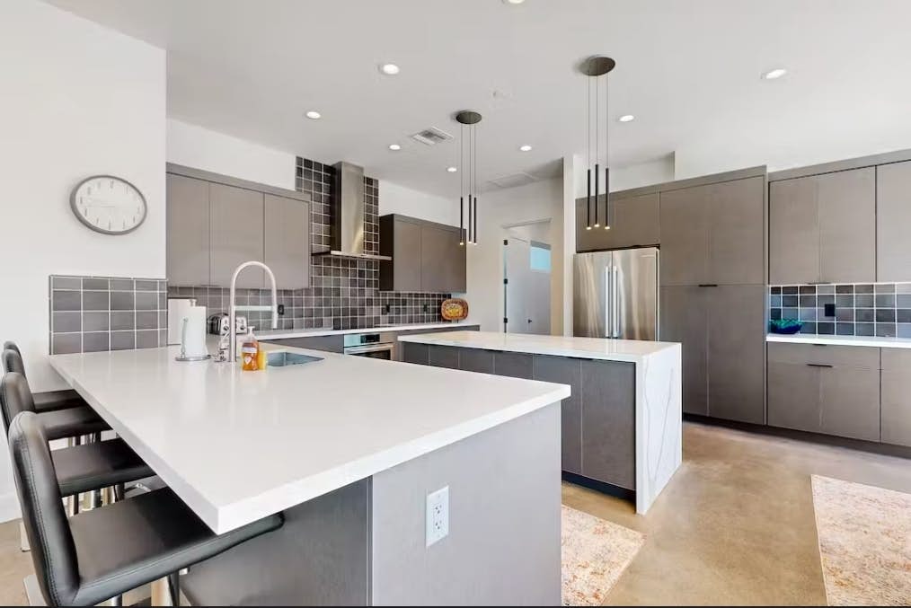 Sonoran Sunsets, a 3-Suite Retreat