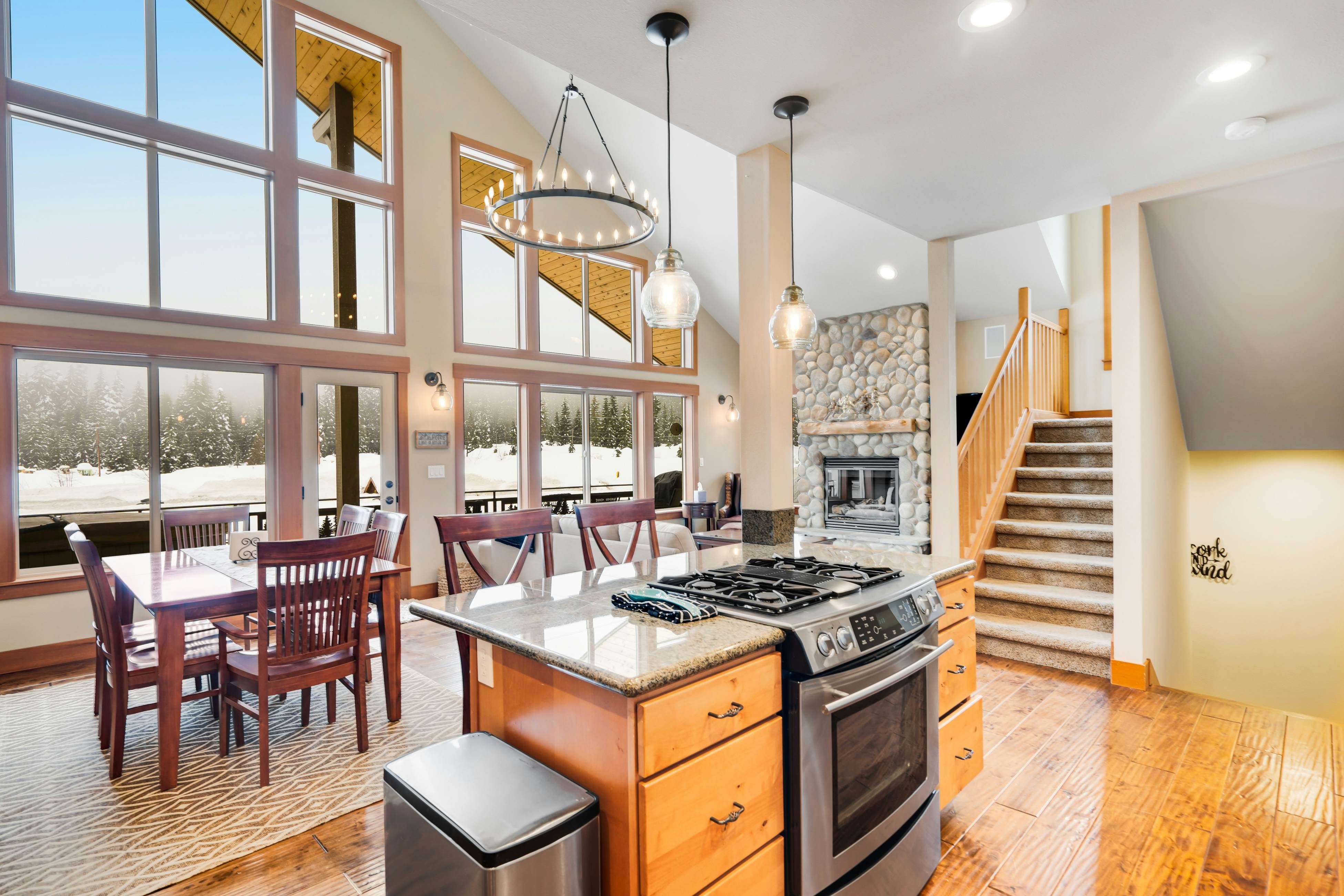 Cascadia Clouds Chalet