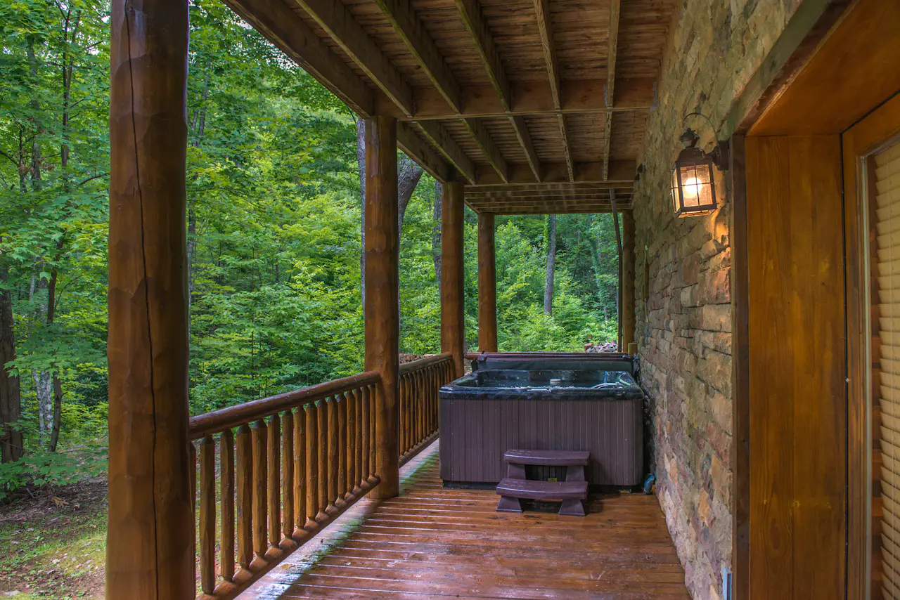 Chief Big Log Cabin 2 BD Vacation Rental in Sevierville, TN Vacasa