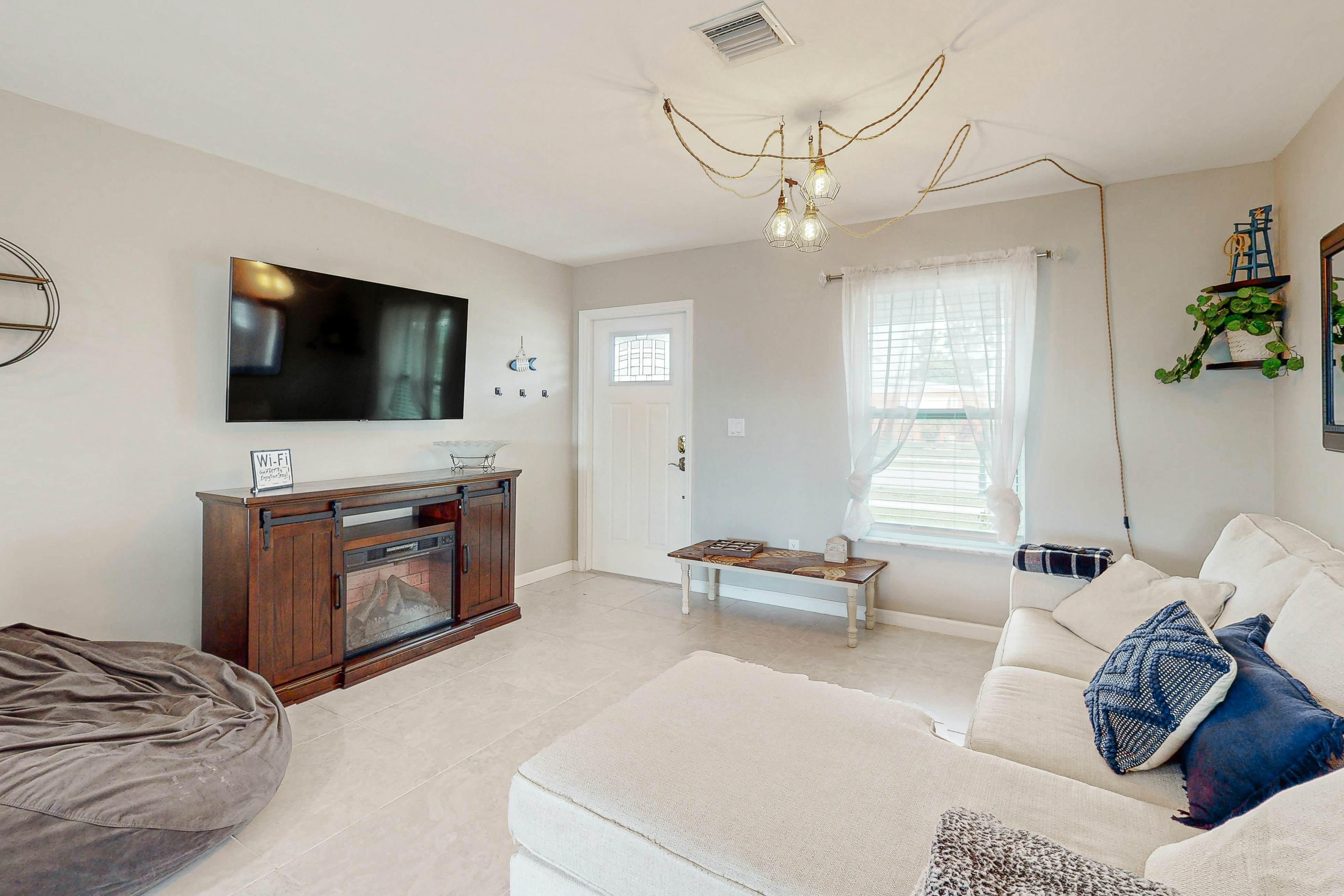 Dreaming on the Canal