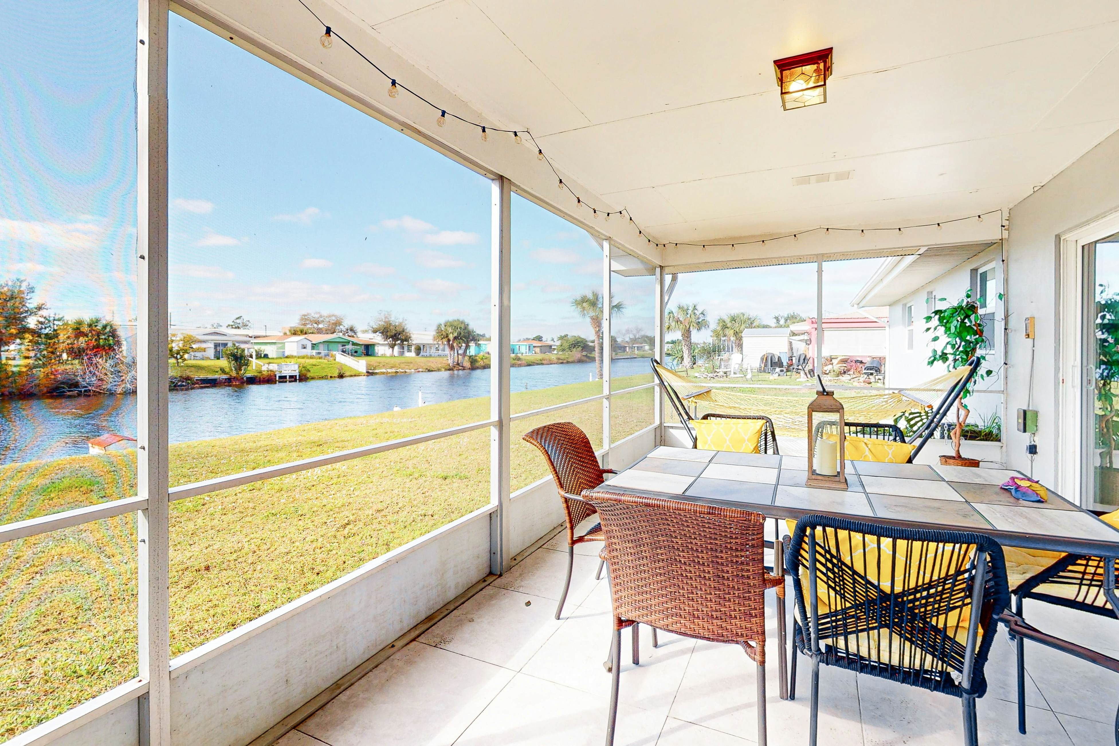 Dreaming on the Canal