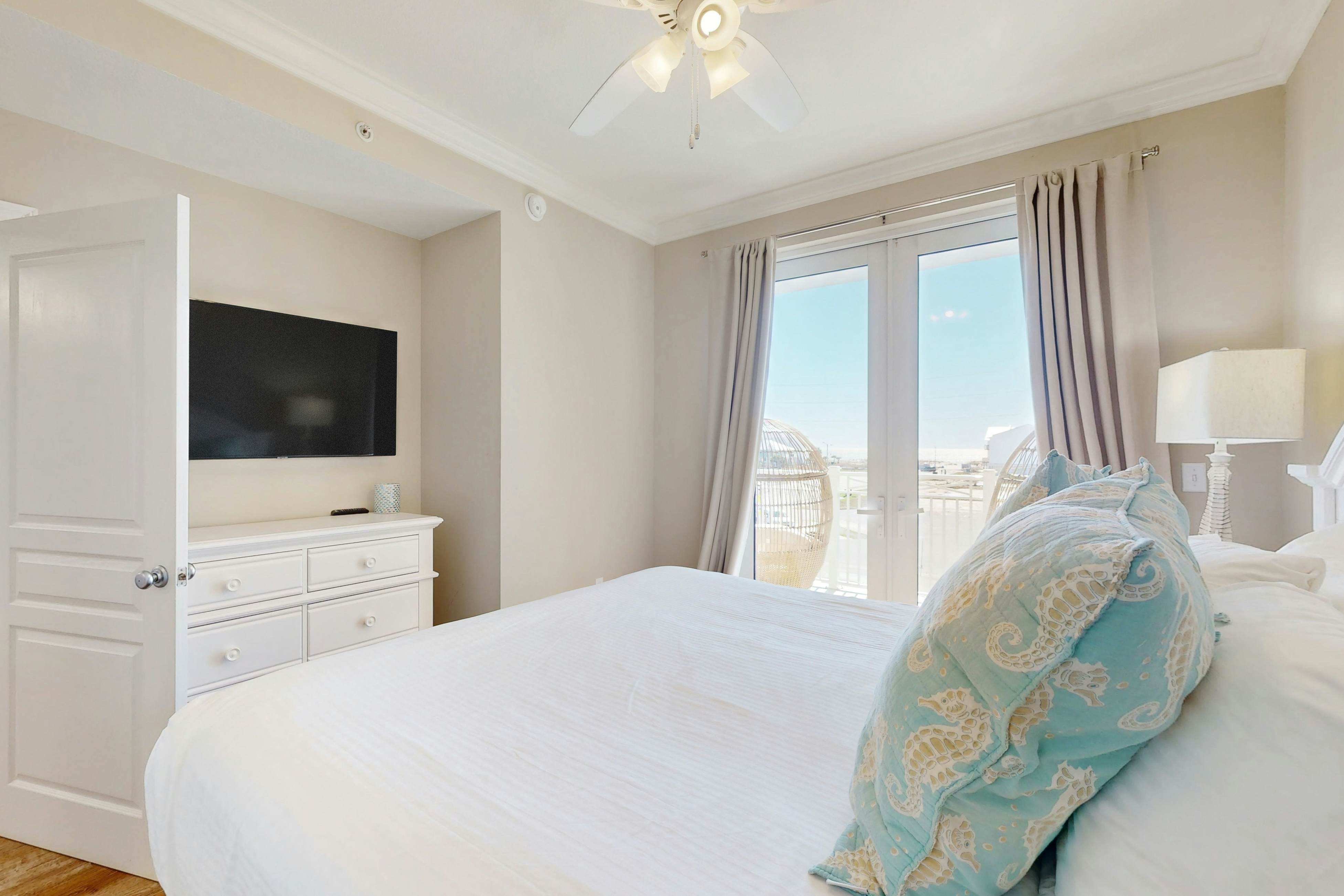 Tranquil Harbour #211