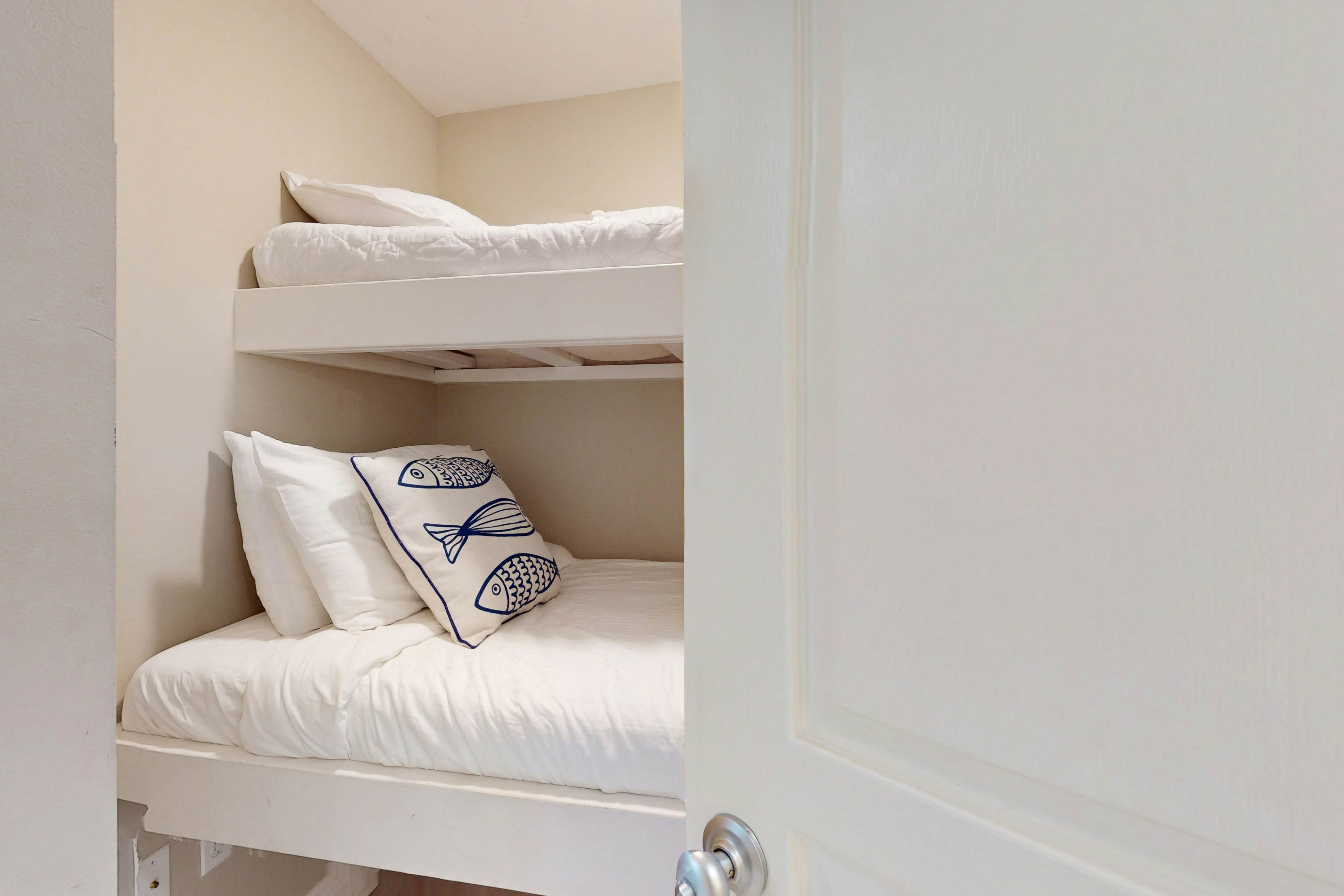 Tranquil Harbour #211