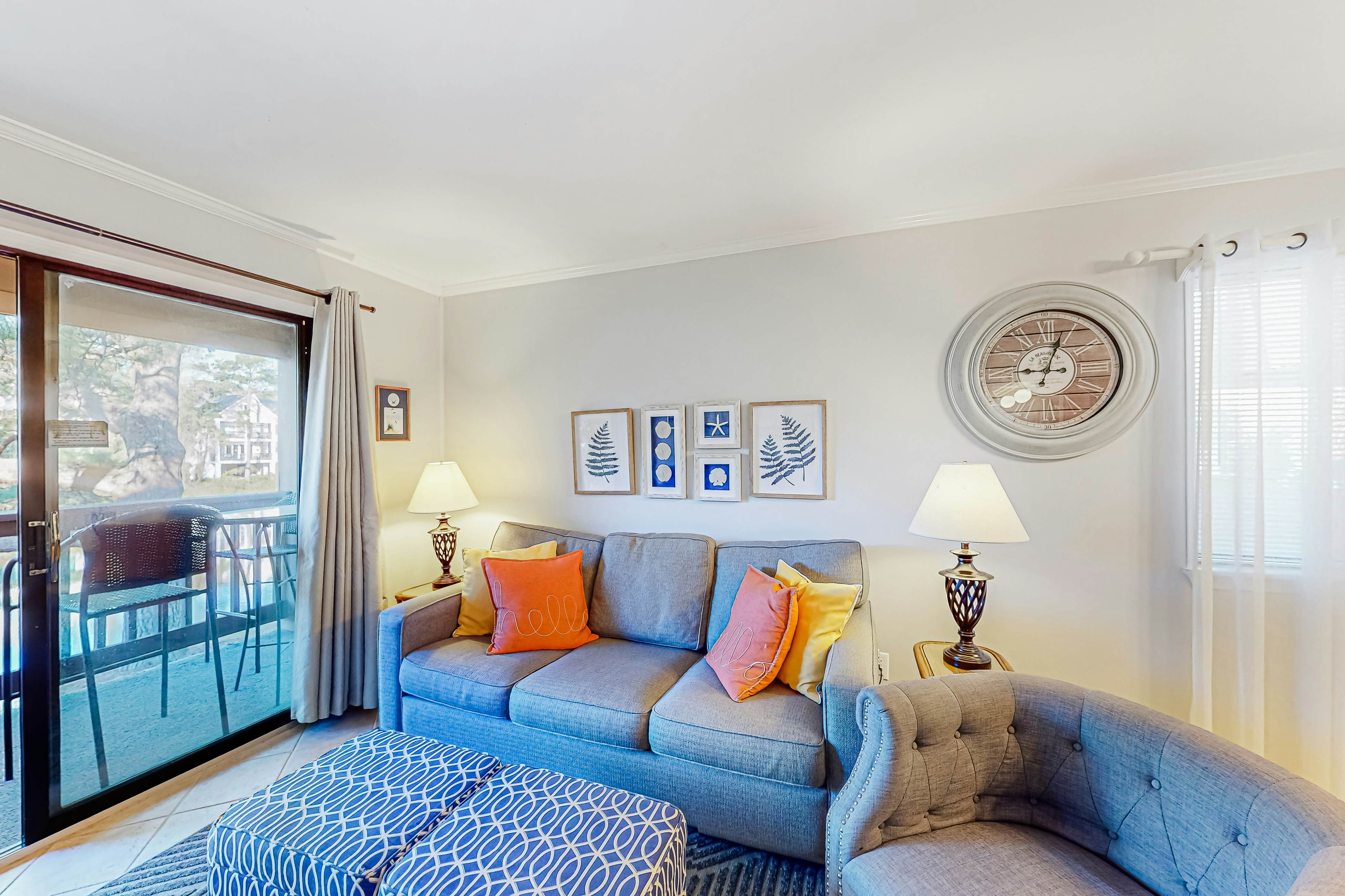 HH Beach & Tennis C12