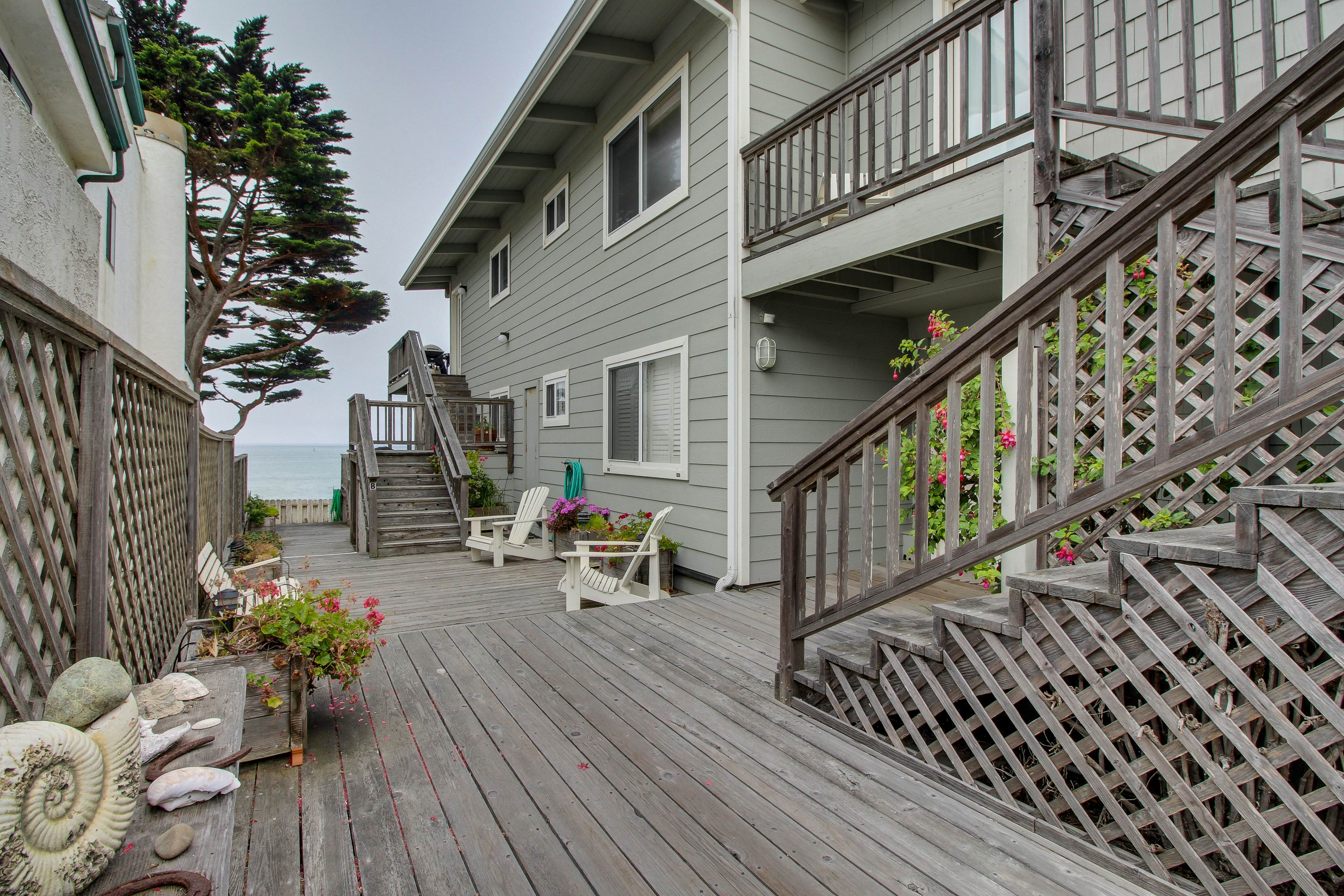 Oceanfront Dream 3 BD Cayucos, CA Vacation Rental Vacasa