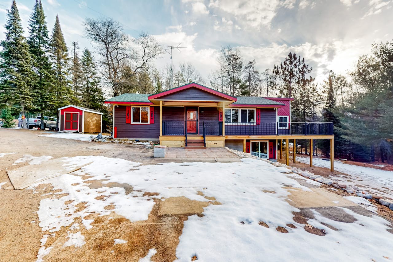 Roger's Place 2 BD Rhinelander, WI Vacation Rental Vacasa