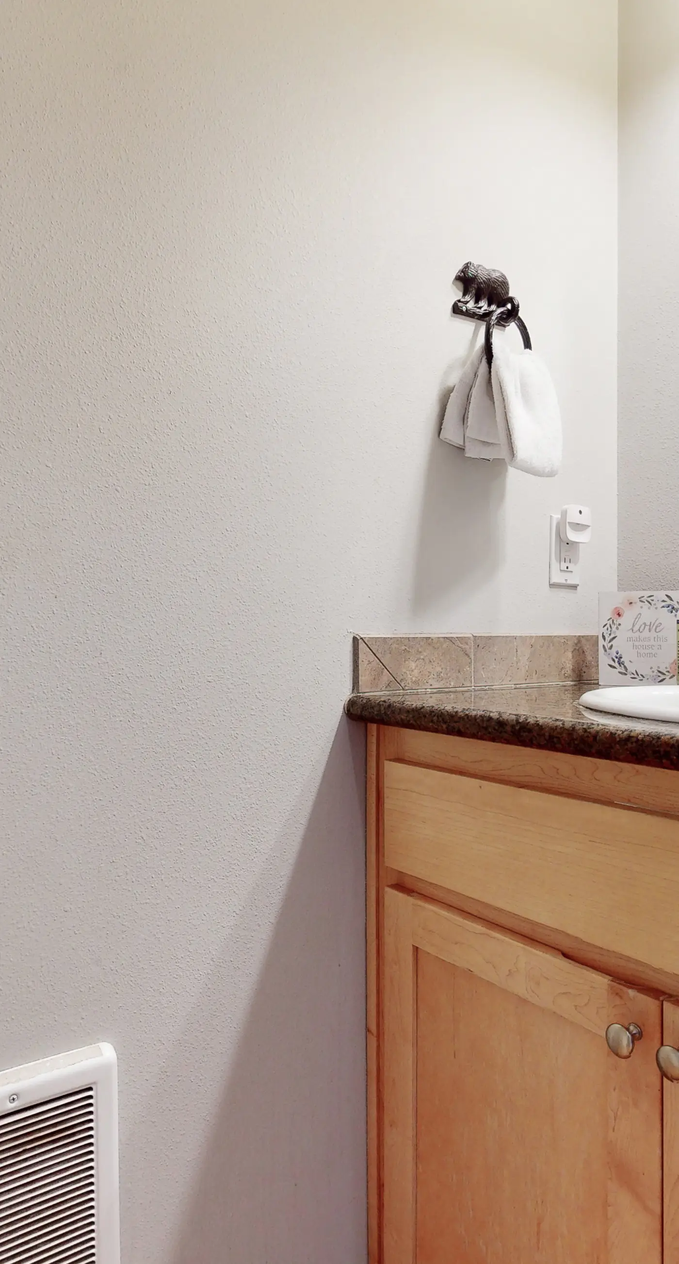 6 Acre Wilderness Retreat