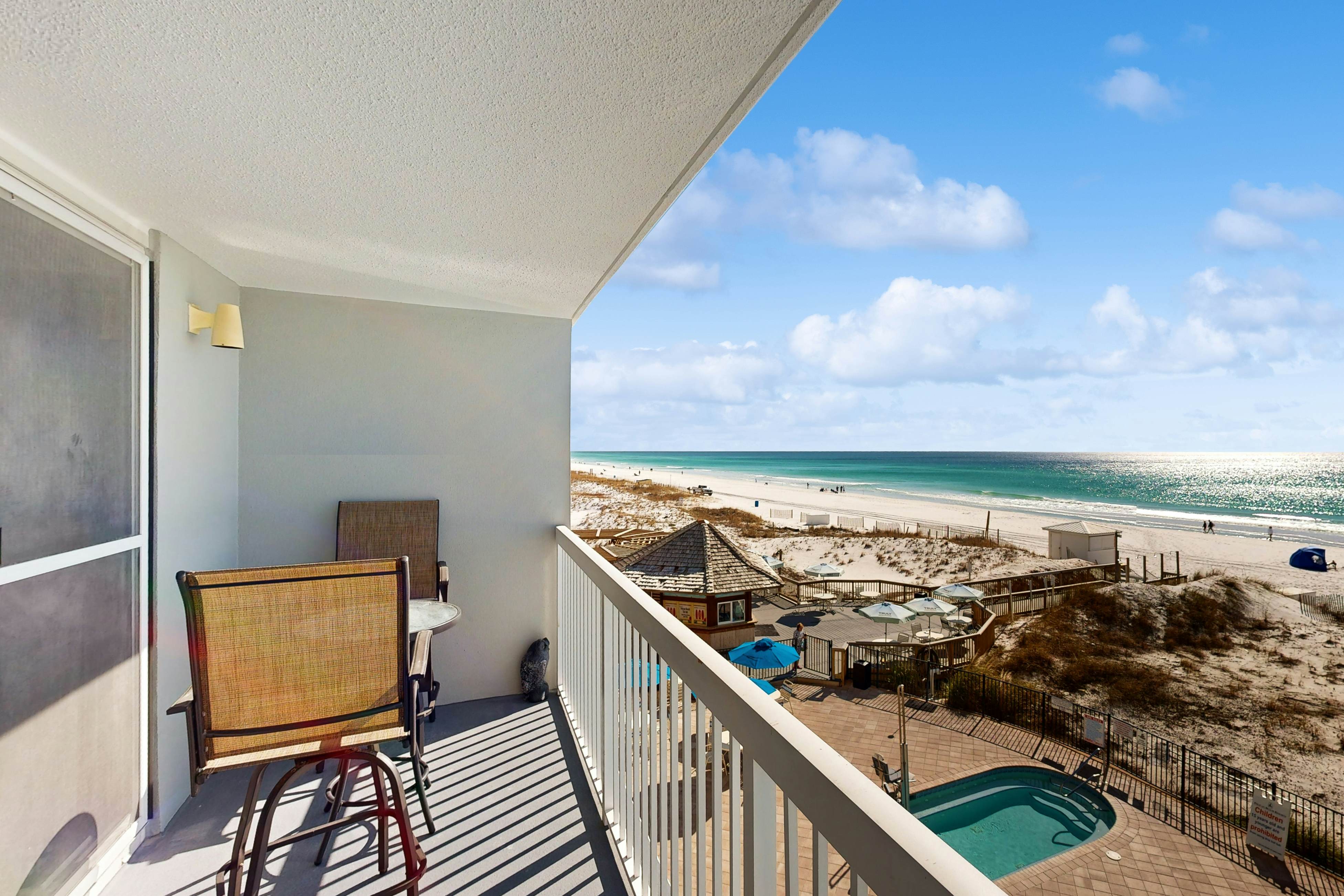 Pelican Beach Resort 304