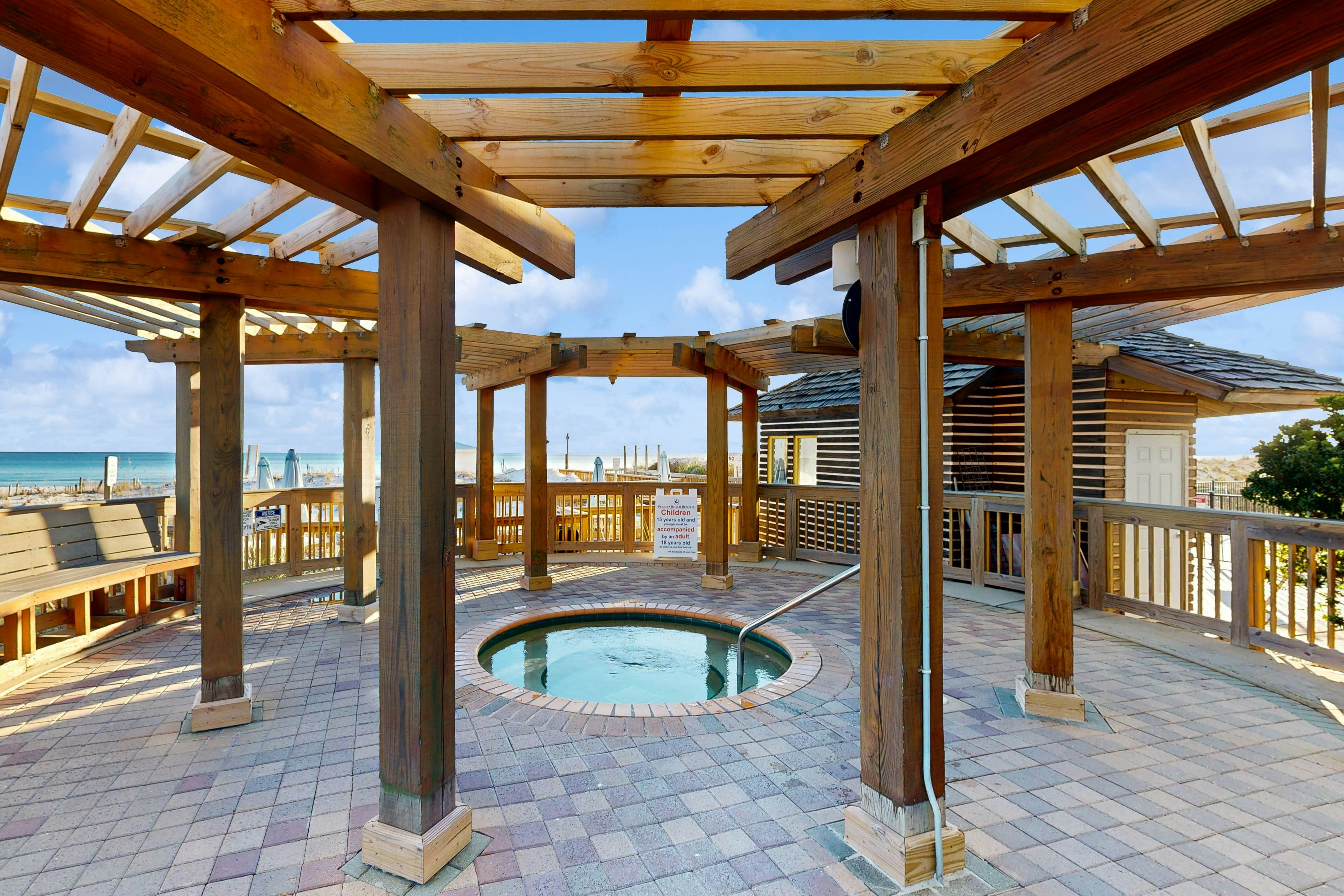 Pelican Beach Resort 304