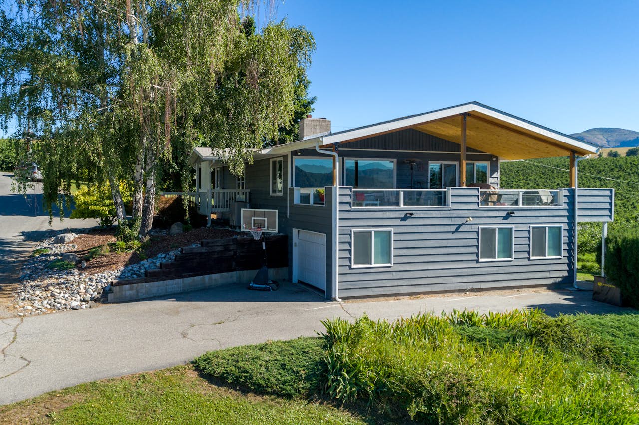 Evening Sunset Retreat 4 BD Vacation Rental in Manson, WA Vacasa