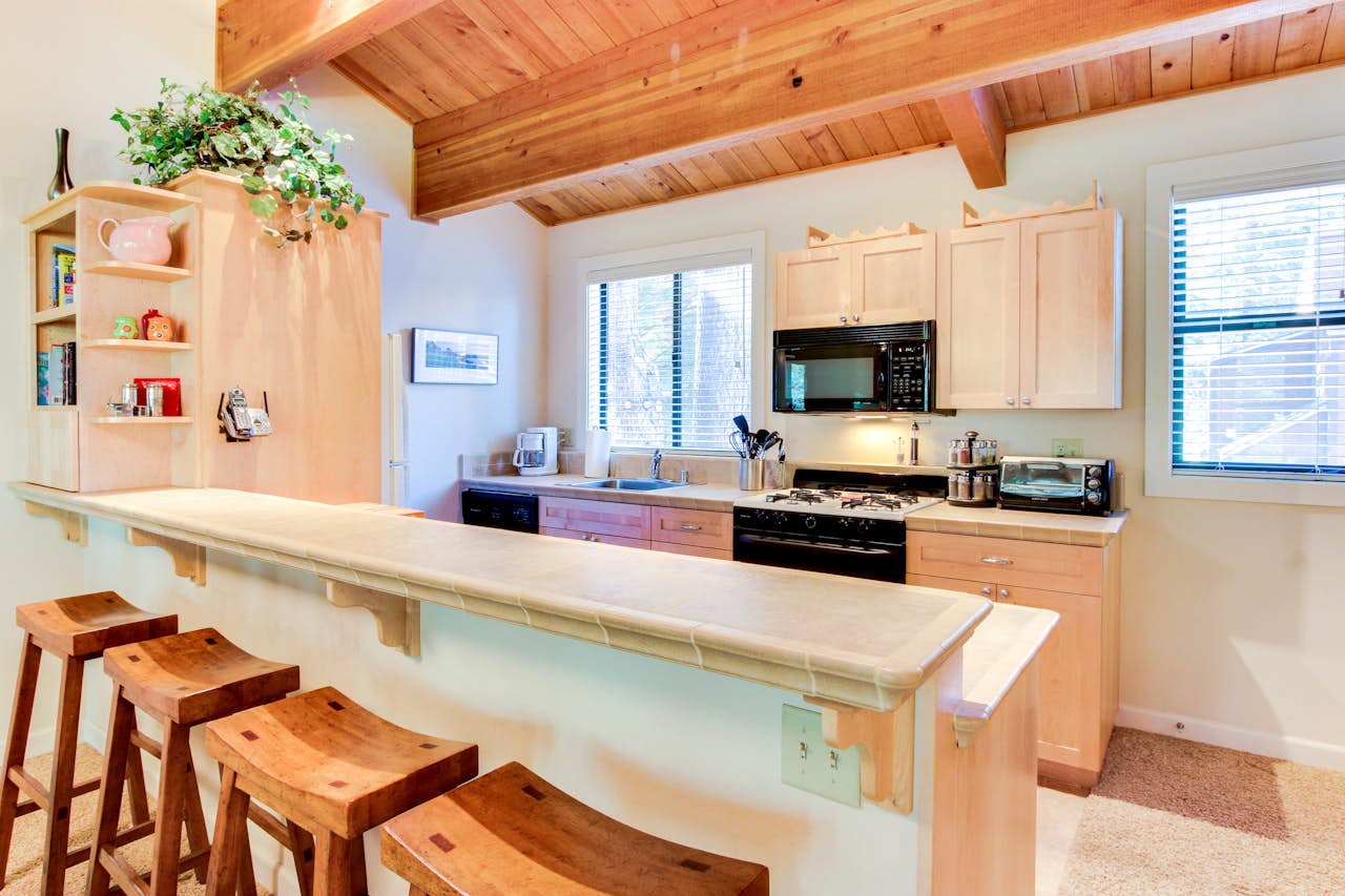 Aspen Grove "Ski Back" Condos 2 BD Vacation Rental in Truckee, CA Vacasa