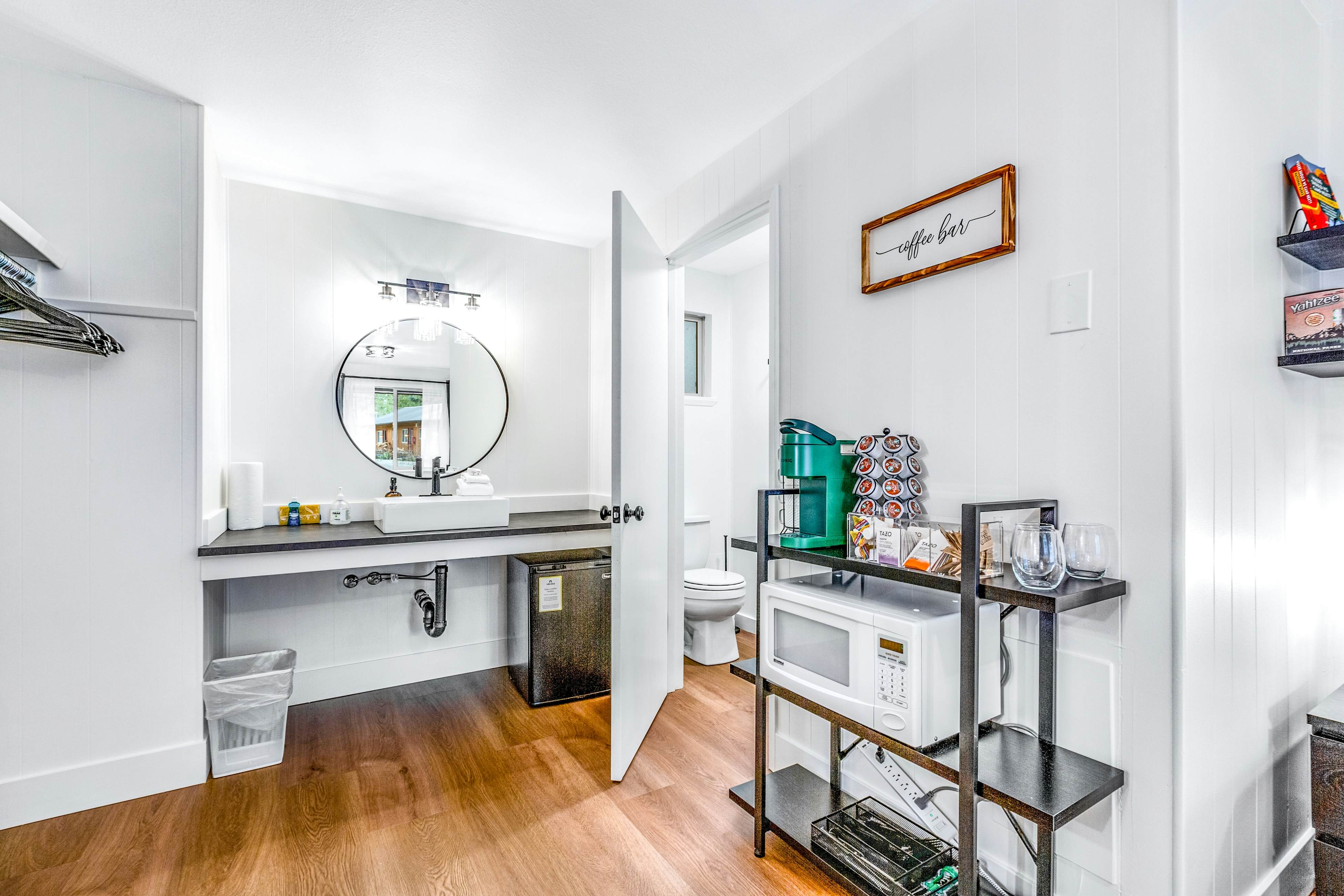 Mount Worthington Room 6 at Mount Walker Inn