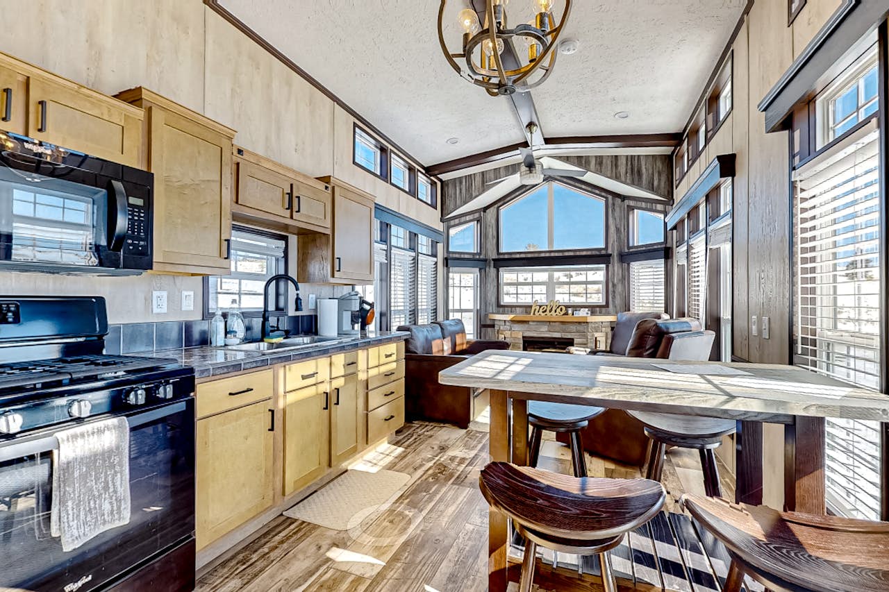 Roan Lorrayne Ranch 1 BD Guffey, CO Vacation Rental Vacasa