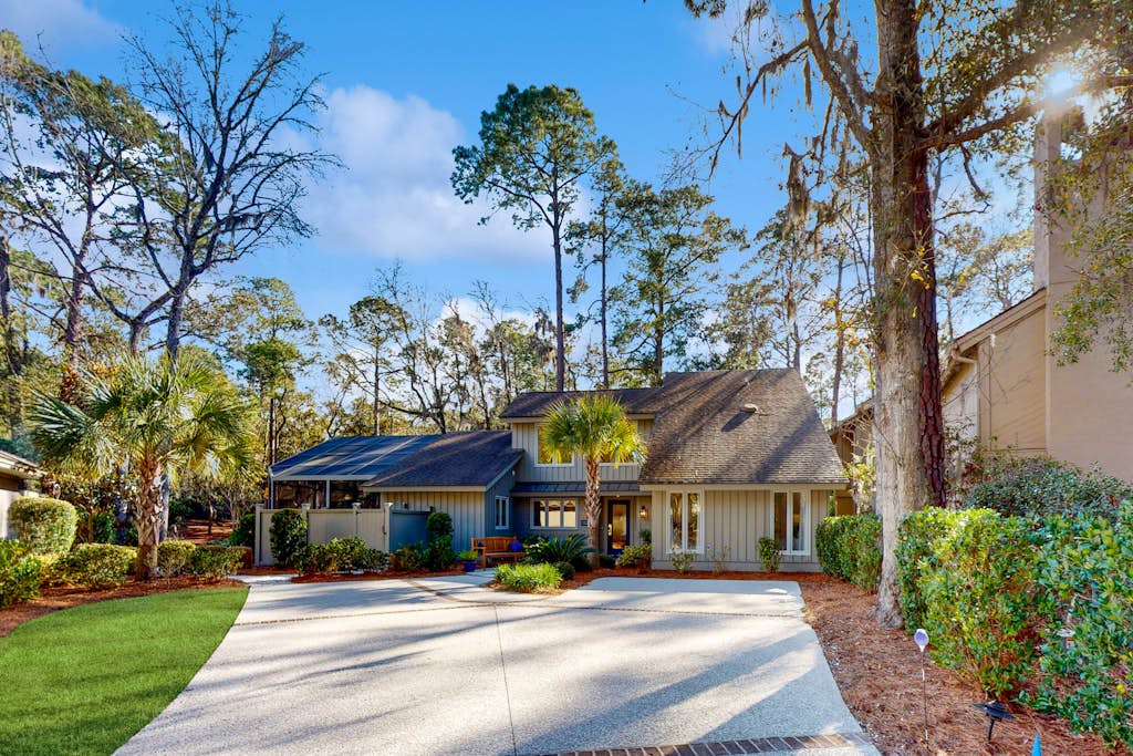Renovated home with private screened pool, lagoon views & nearby beach access — Hilton Head, SC — vacation rental