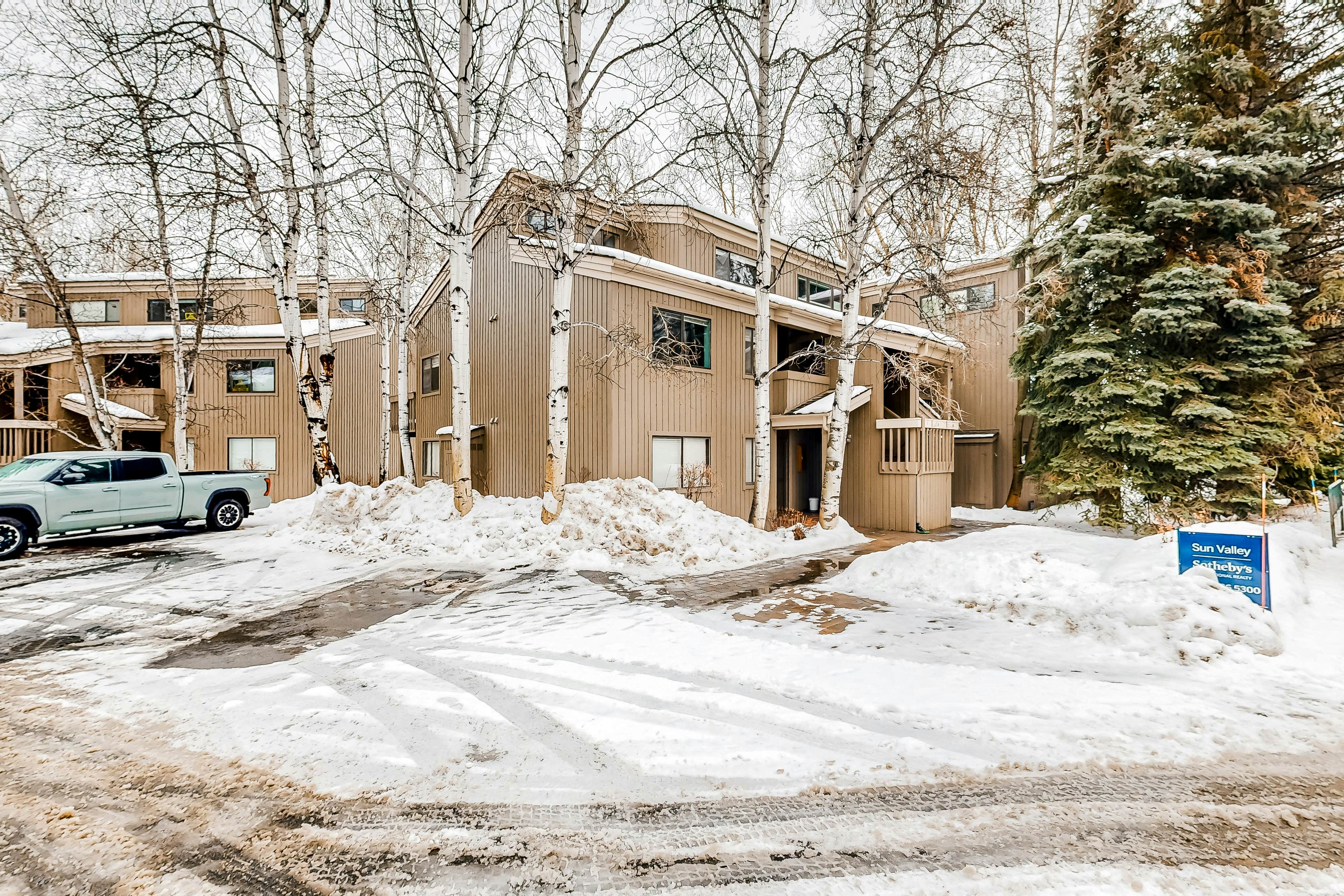 Bridgepoint Condo on Trail Creek