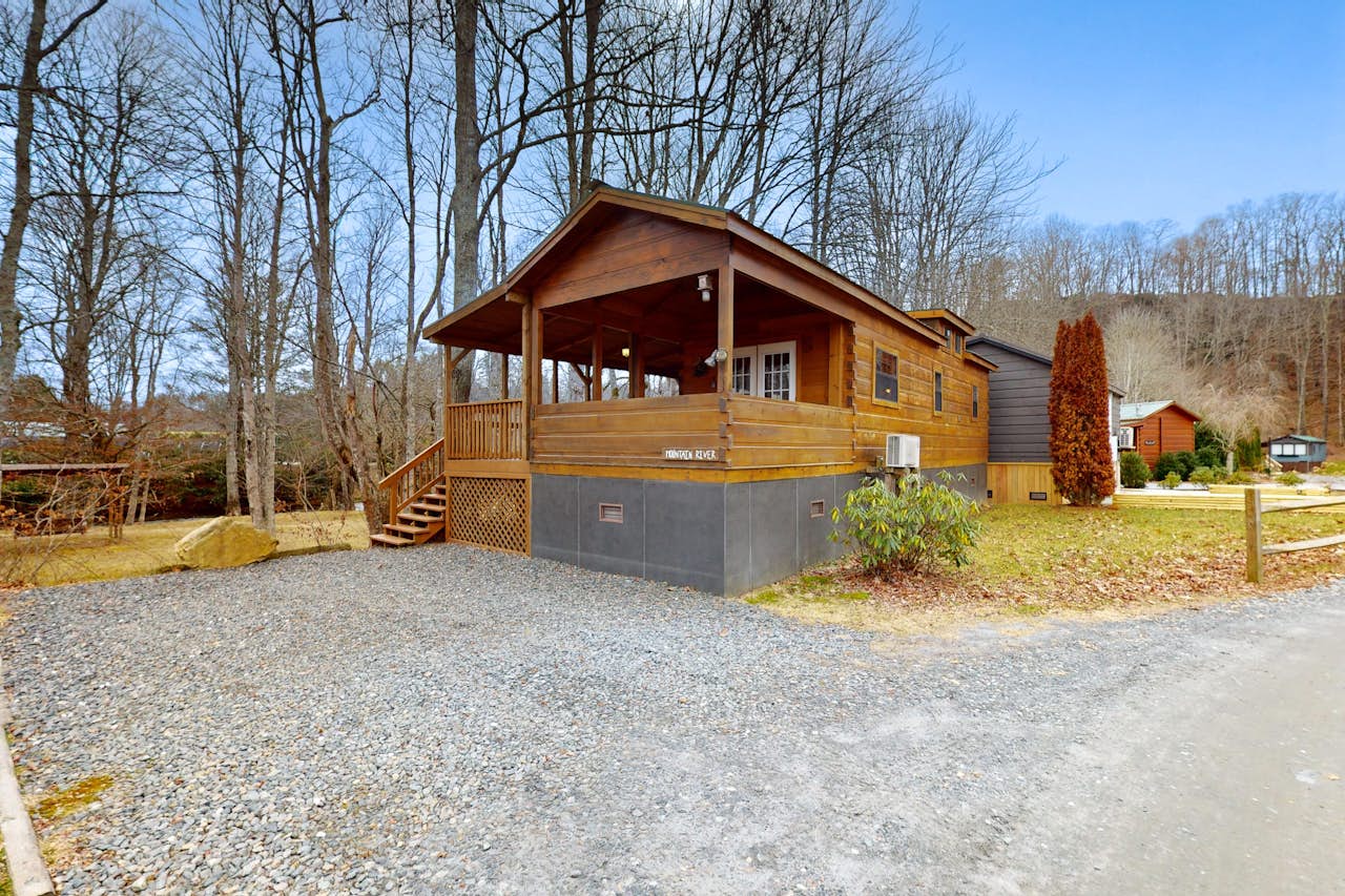 Mountain River 1 BD Newland, NC Vacation Rental Vacasa