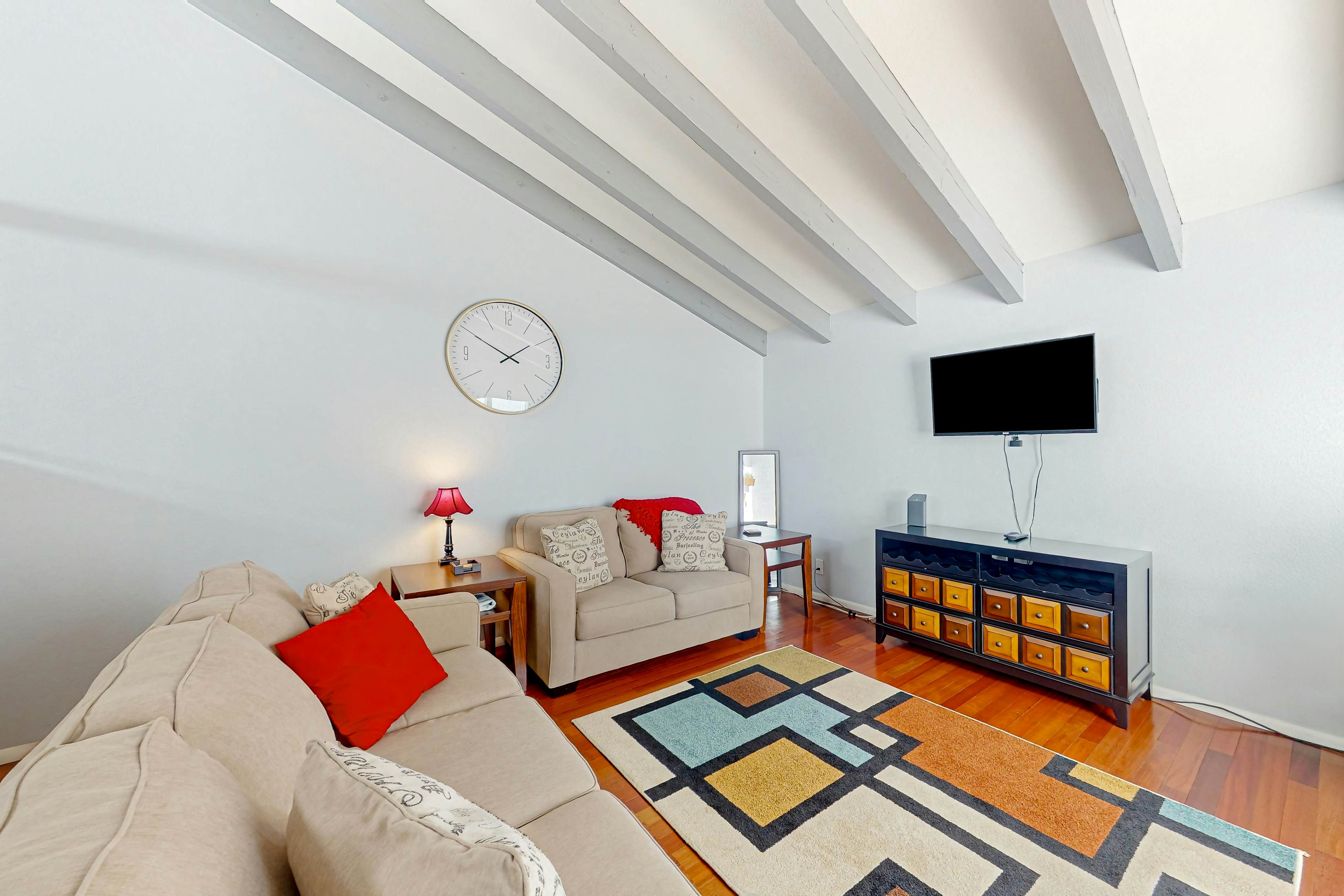 Happy Hours Townhome