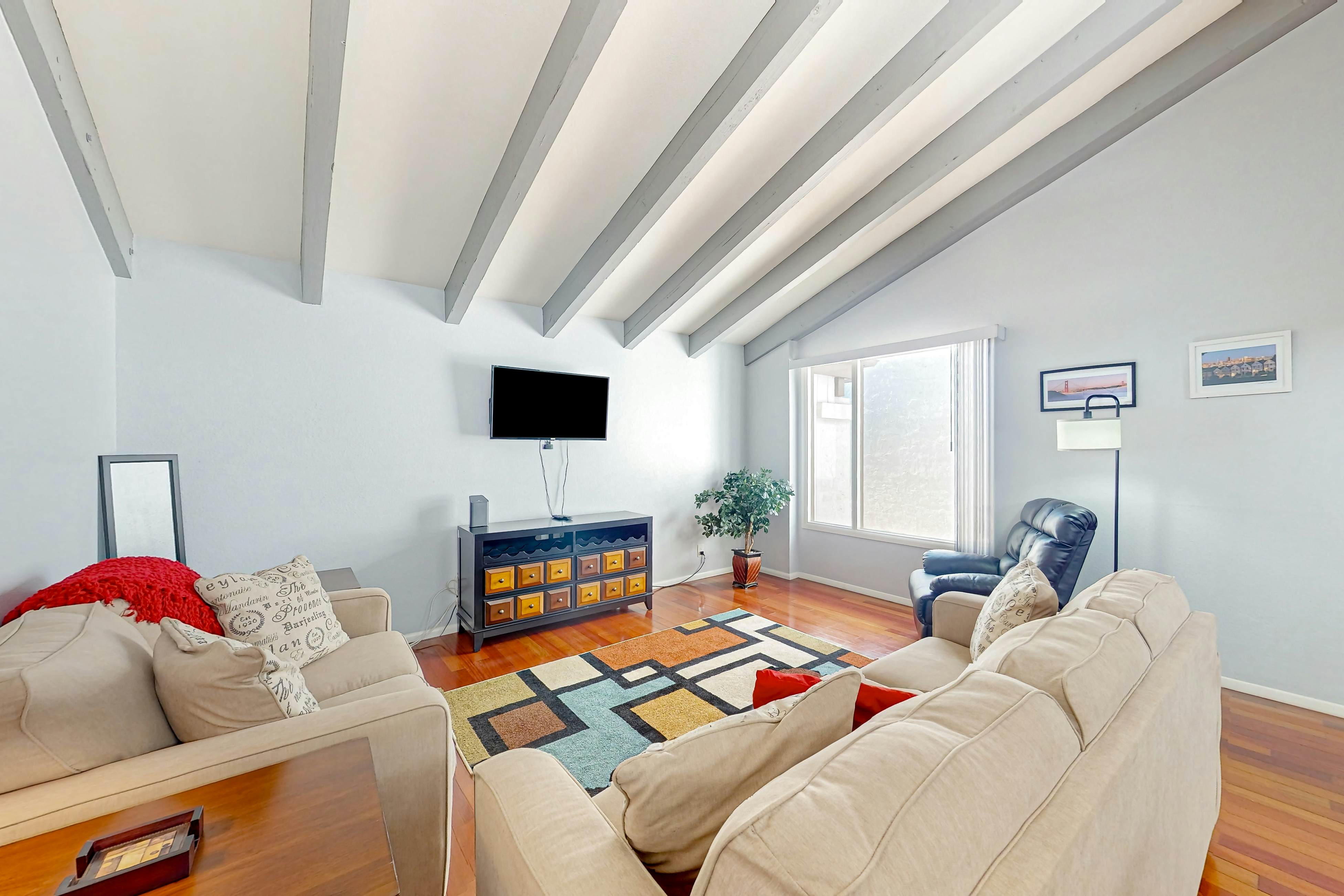 Happy Hours Townhome