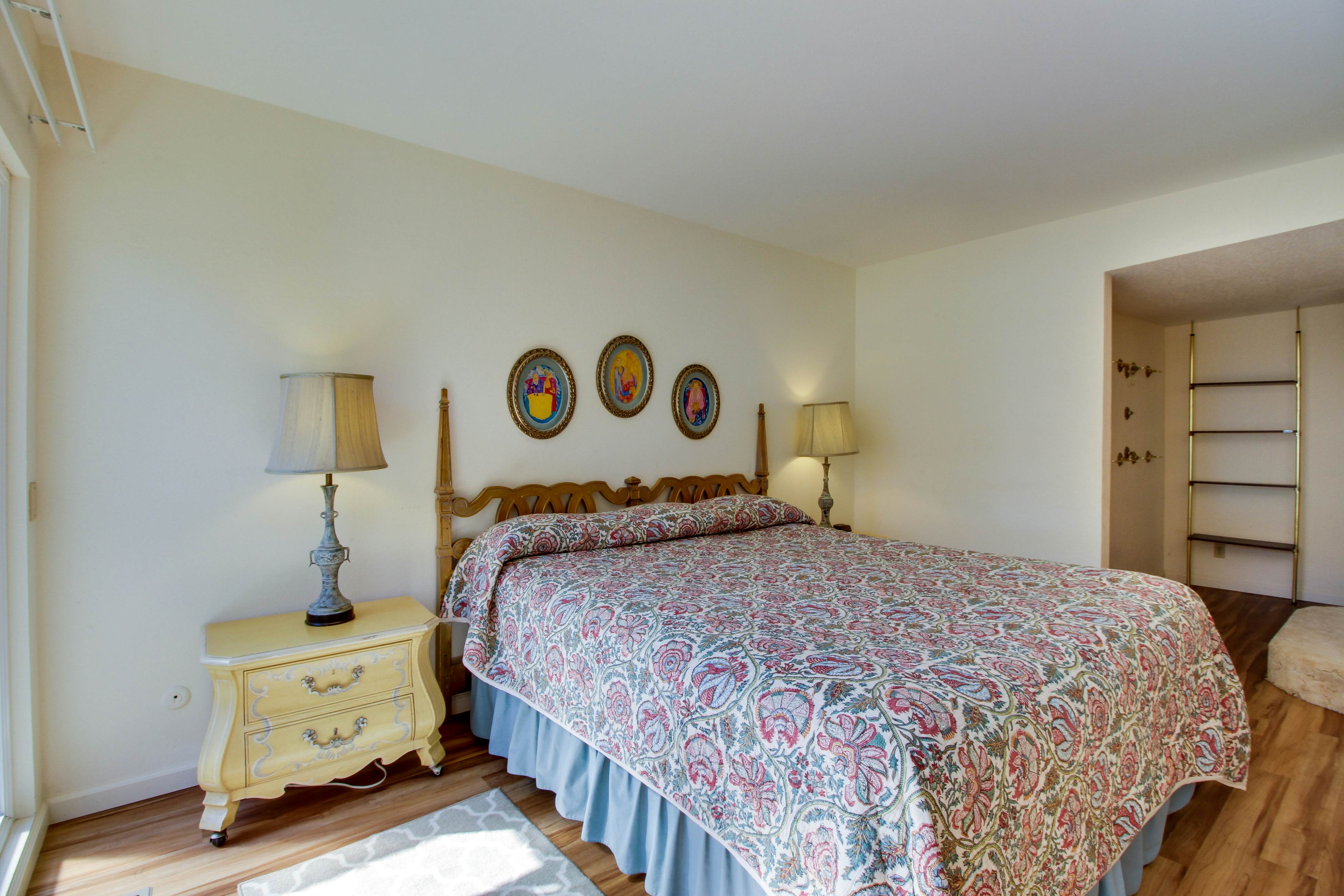 Vintage Views 3 BD Cayucos, CA Vacation Rental Vacasa