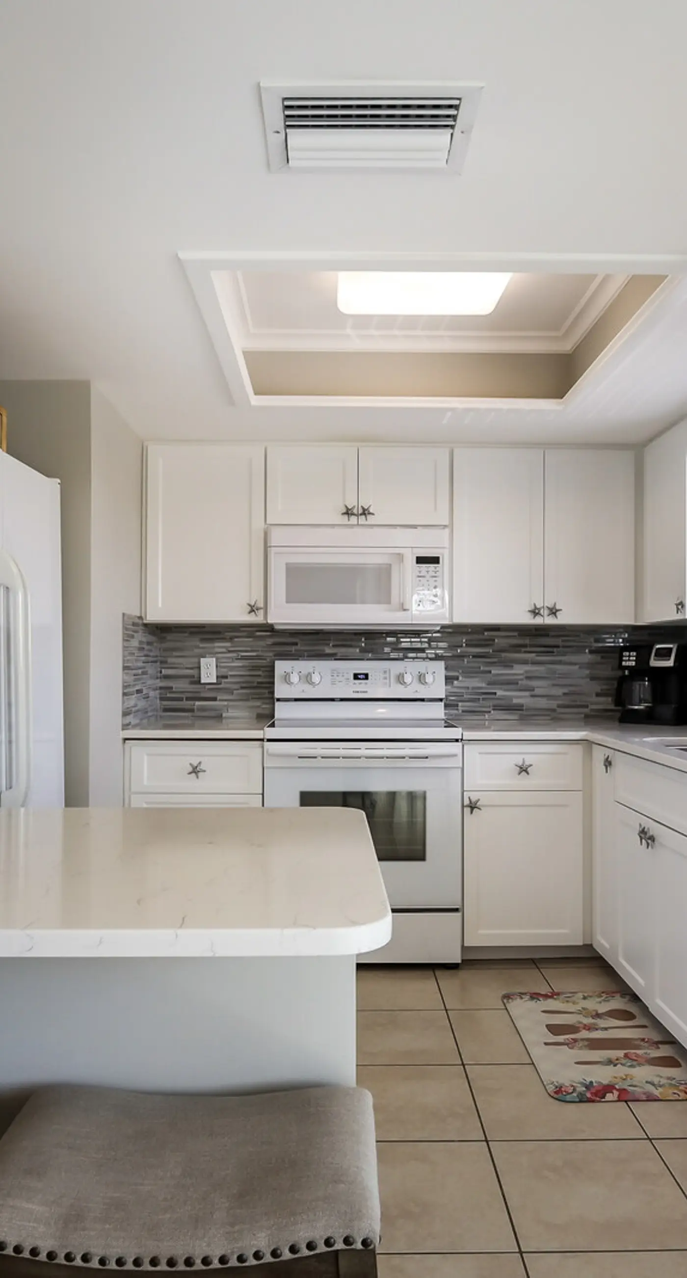 Sunny Daydream - West