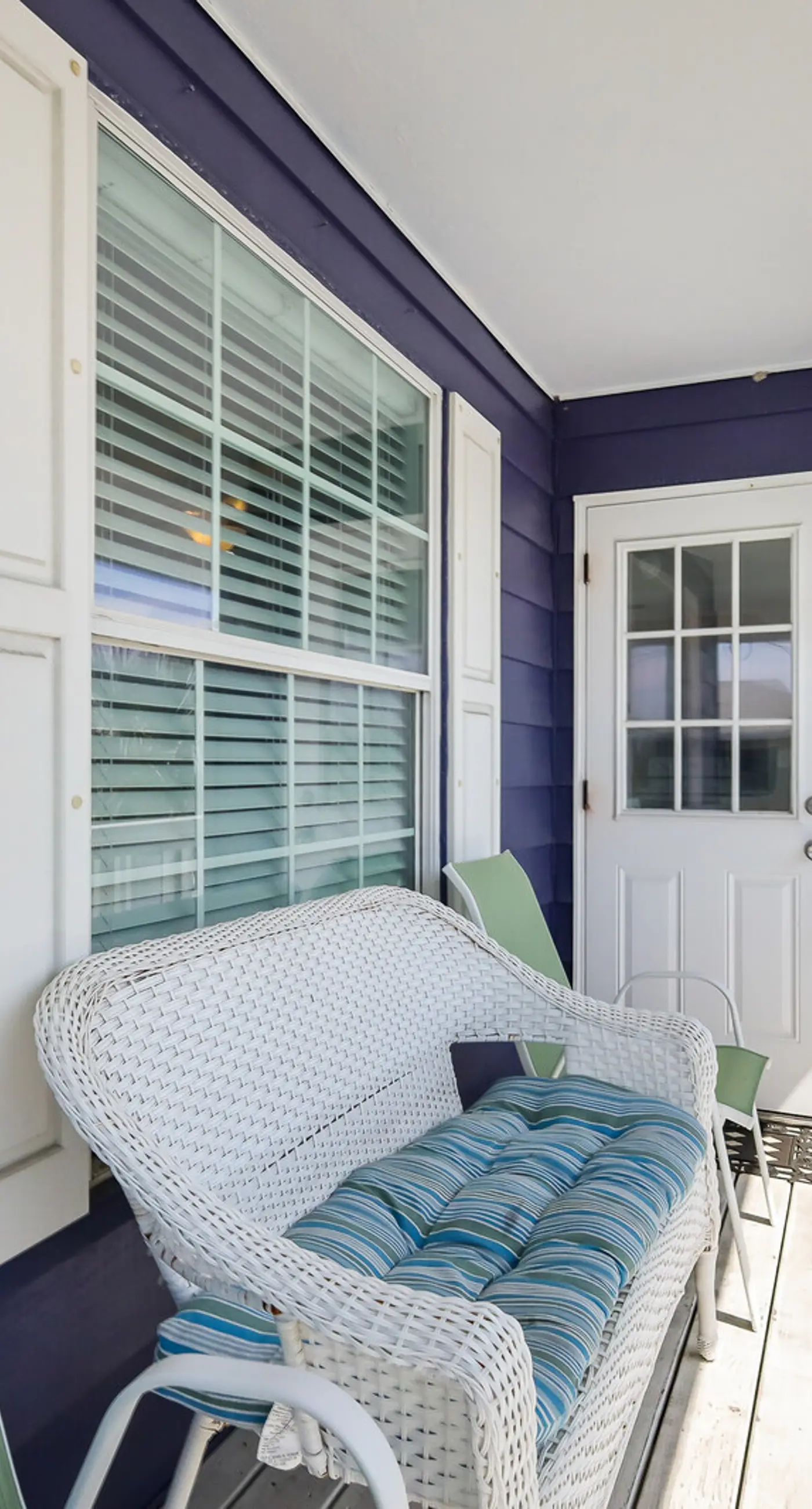 Sunny Daydream - West