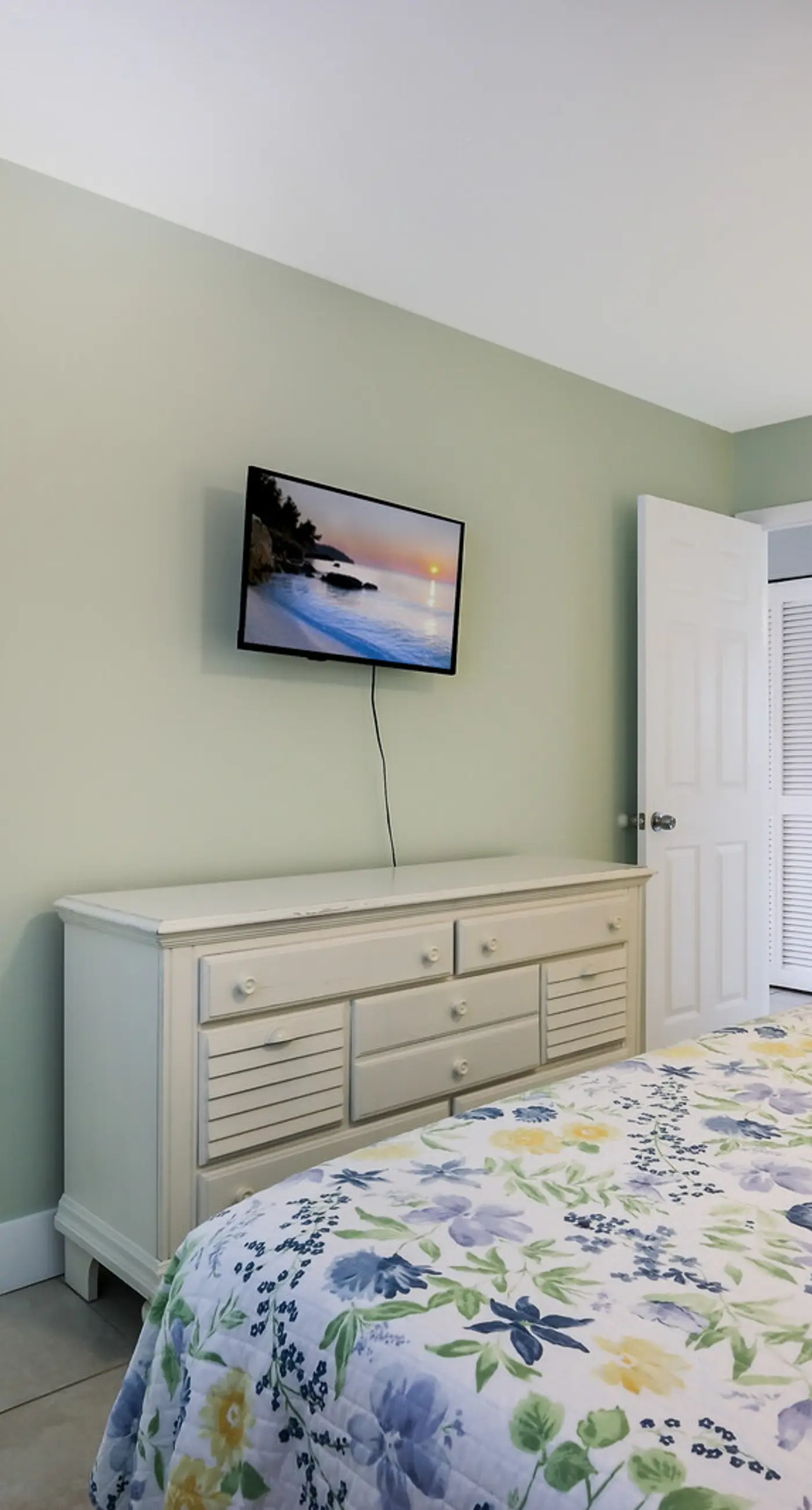 Sunny Daydream - West