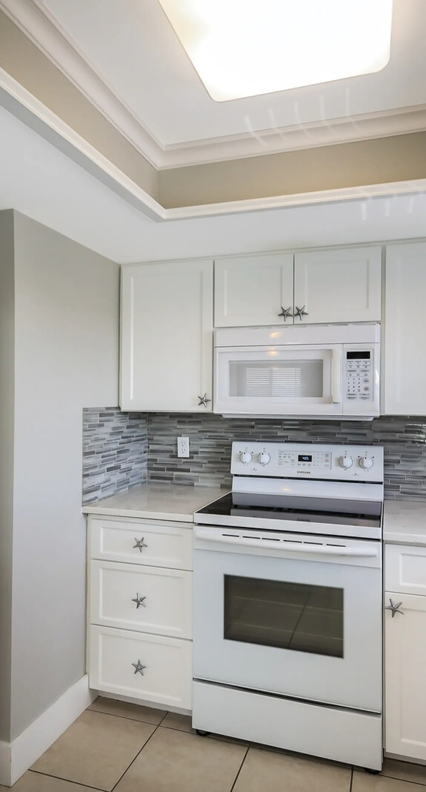 Sunny Daydream - West