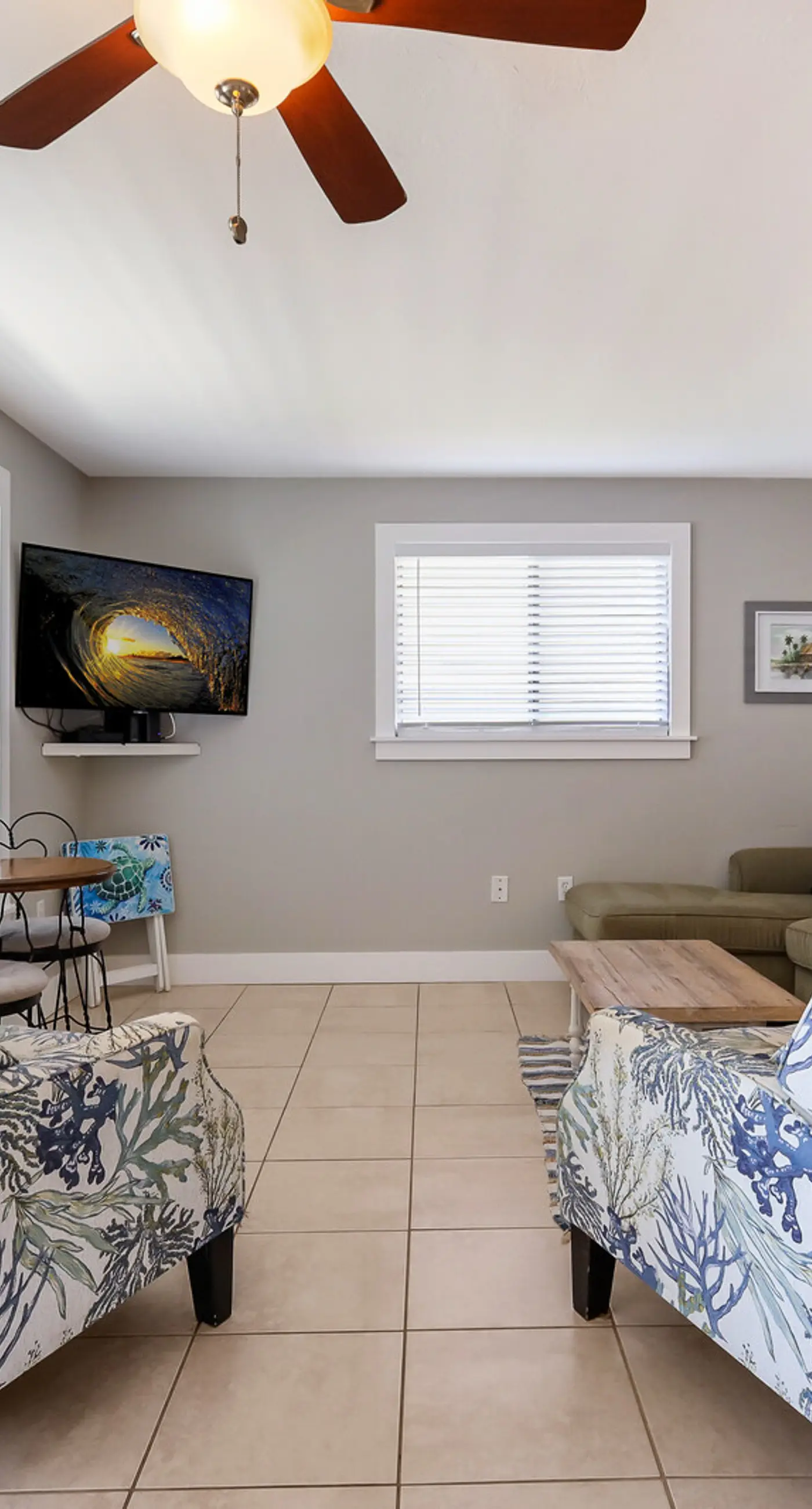 Sunny Daydream - West