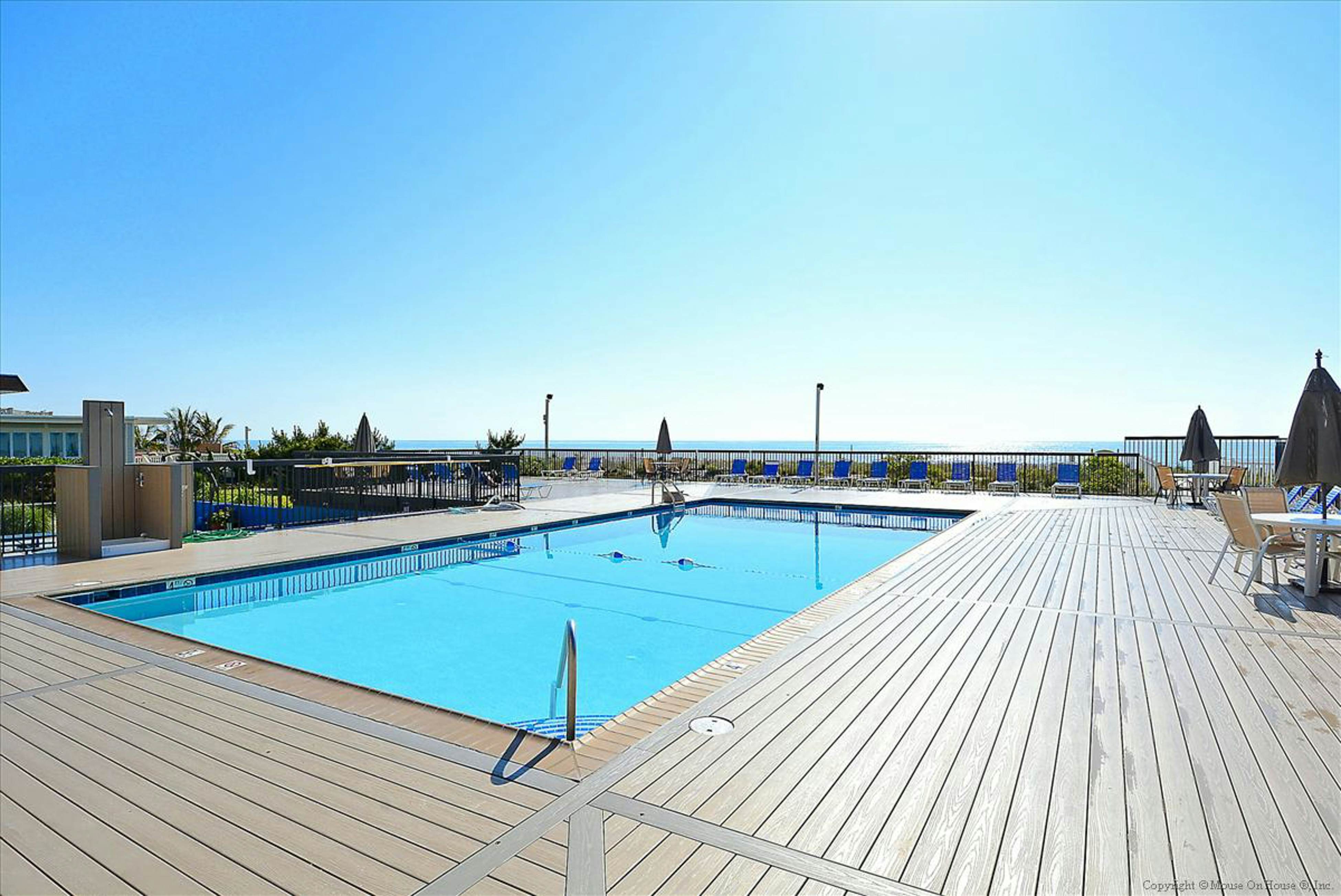 Fountainhead Towers 1606